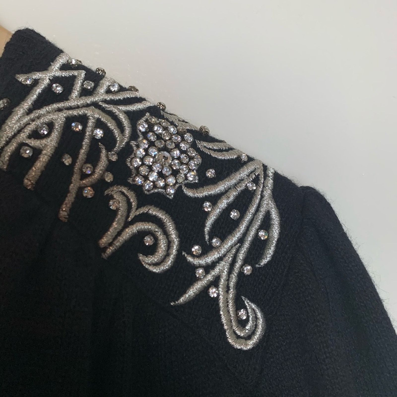 Vintage Vintage Black Angora Embellished Wrap Sweater Size Small Size S / US 4 / IT 40 - 8 Thumbnail