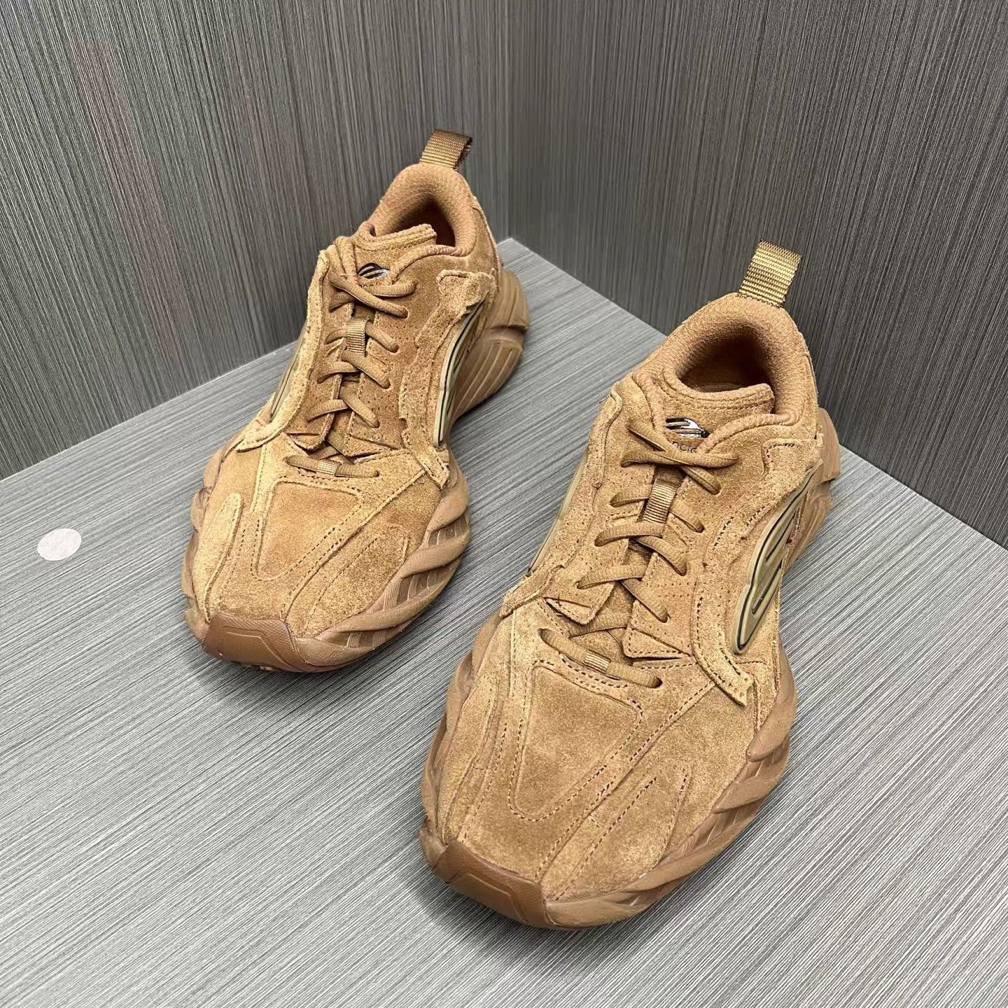 Balenciaga Balenciaga Monday Sneakers K15 Size US 8 / EU 41 - 1 Thumbnail