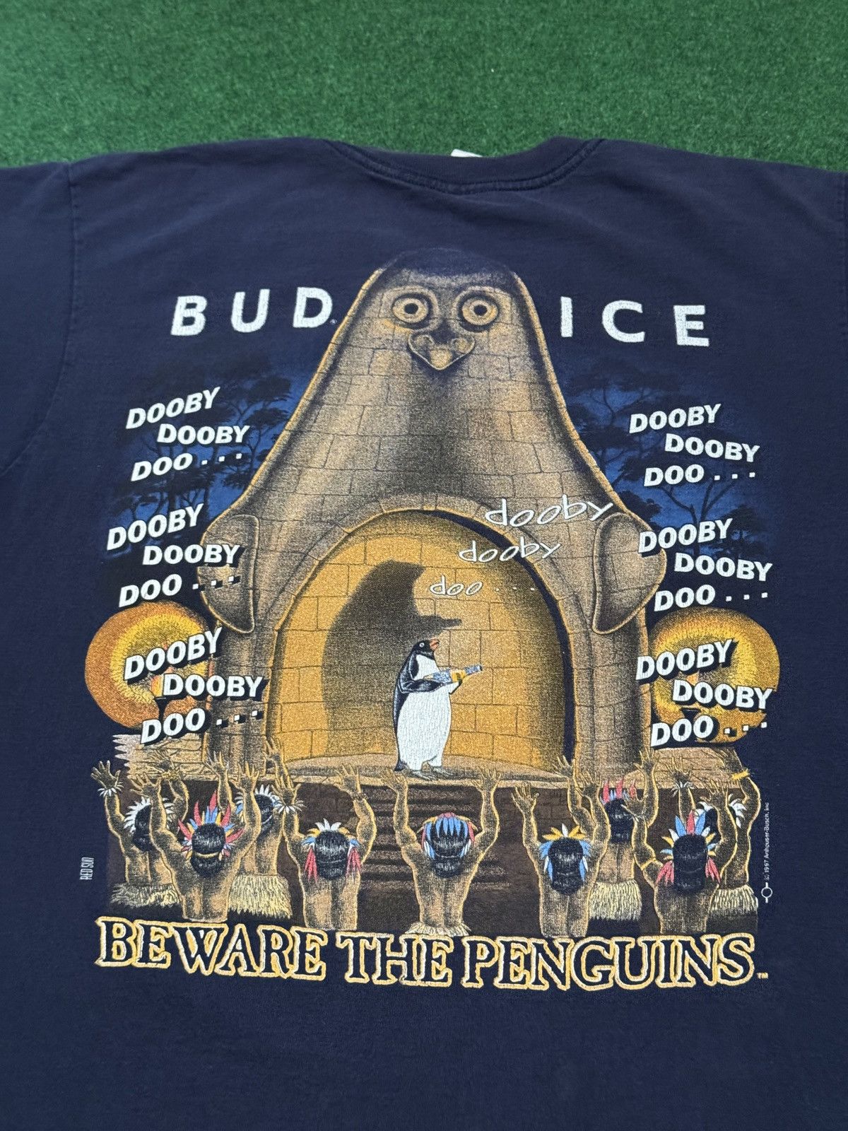 Budweiser Bud Ice Penguins Dooby Doody Budweiser Beer L 90s T Shirt Size US L / EU 52-54 / 3 - 2 Thumbnail