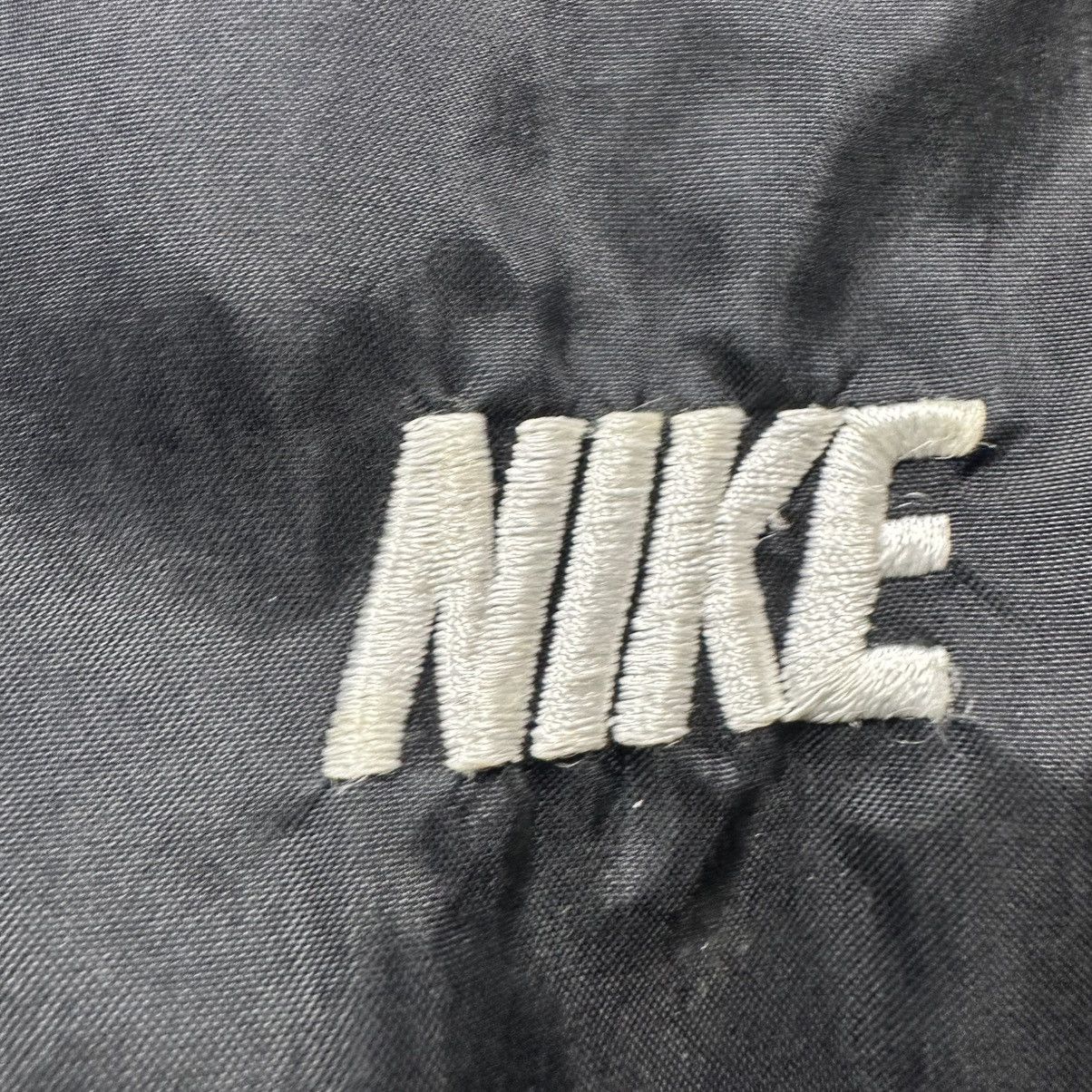 Nike Vintage Y2K Silver Tag Black Nike Zip Up Windbreaker Size L Size US L / EU 52-54 / 3 - 3 Thumbnail