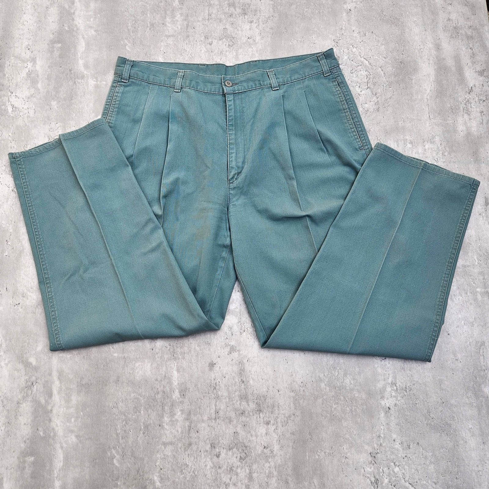 Dockers Vintage Dockers Chinos Made in USA Khaki Pants - 36 x 30 Size US 36 / EU 52 - 3 Thumbnail