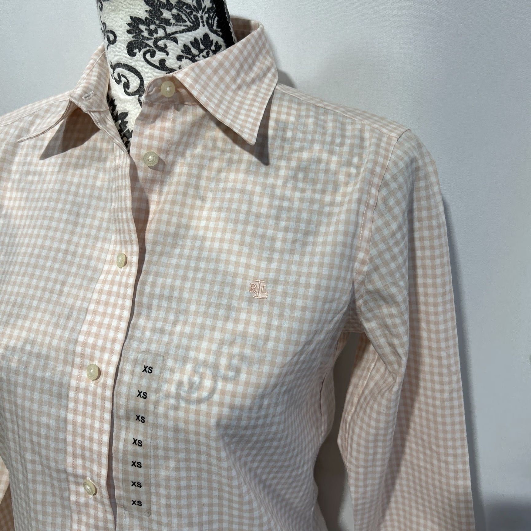 Ralph Lauren Lauren Ralph Lauren Women’s Non-Iron Plaid Collared Button-Up Shirt XS White Pink Women Size XS / US 0-2 / IT 36-38 - 2 Thumbnail