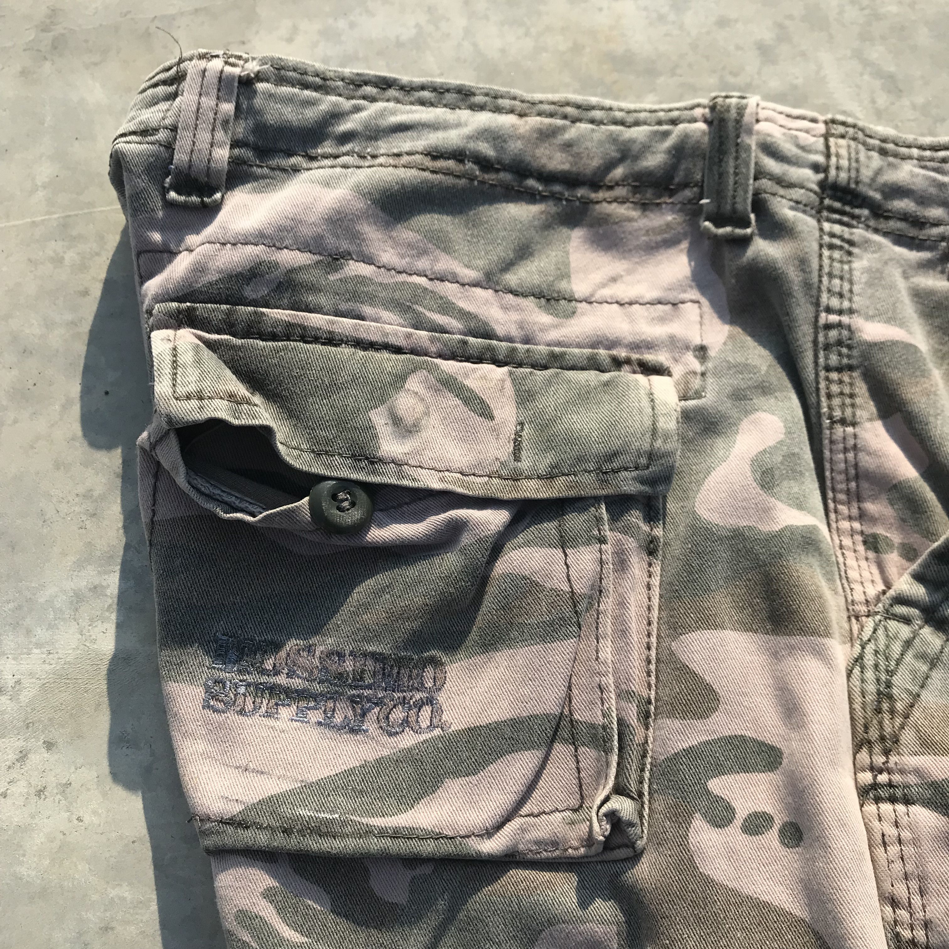 Mossimo Mossimo Supply Co Cargo Shortpants Military camouflage Size US 38 / EU 54 - 8 Thumbnail