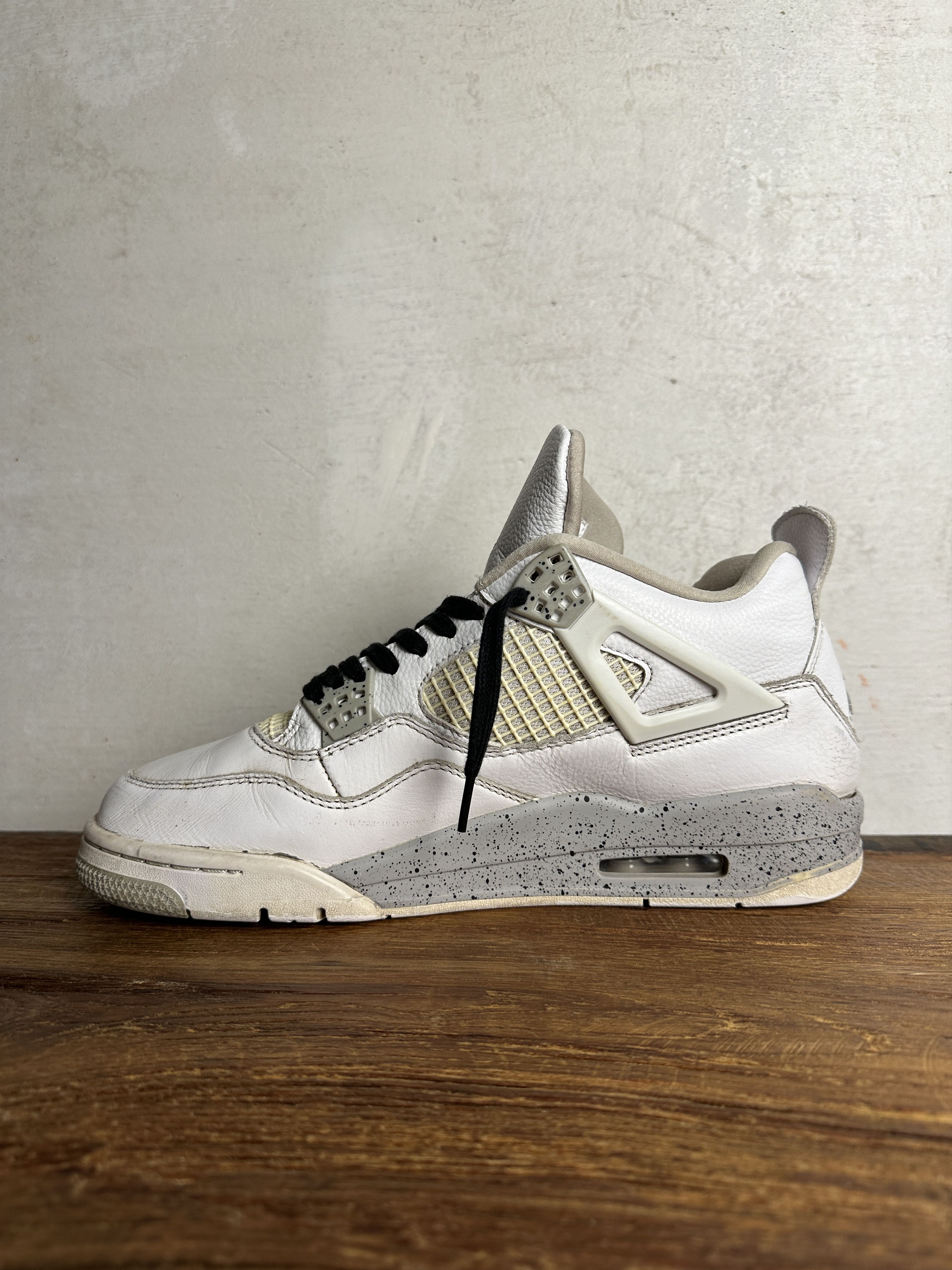 Jordan Brand Air Jordan 4 Retro White Oreo 2021 Size US 9 / EU 42 - 3 Thumbnail