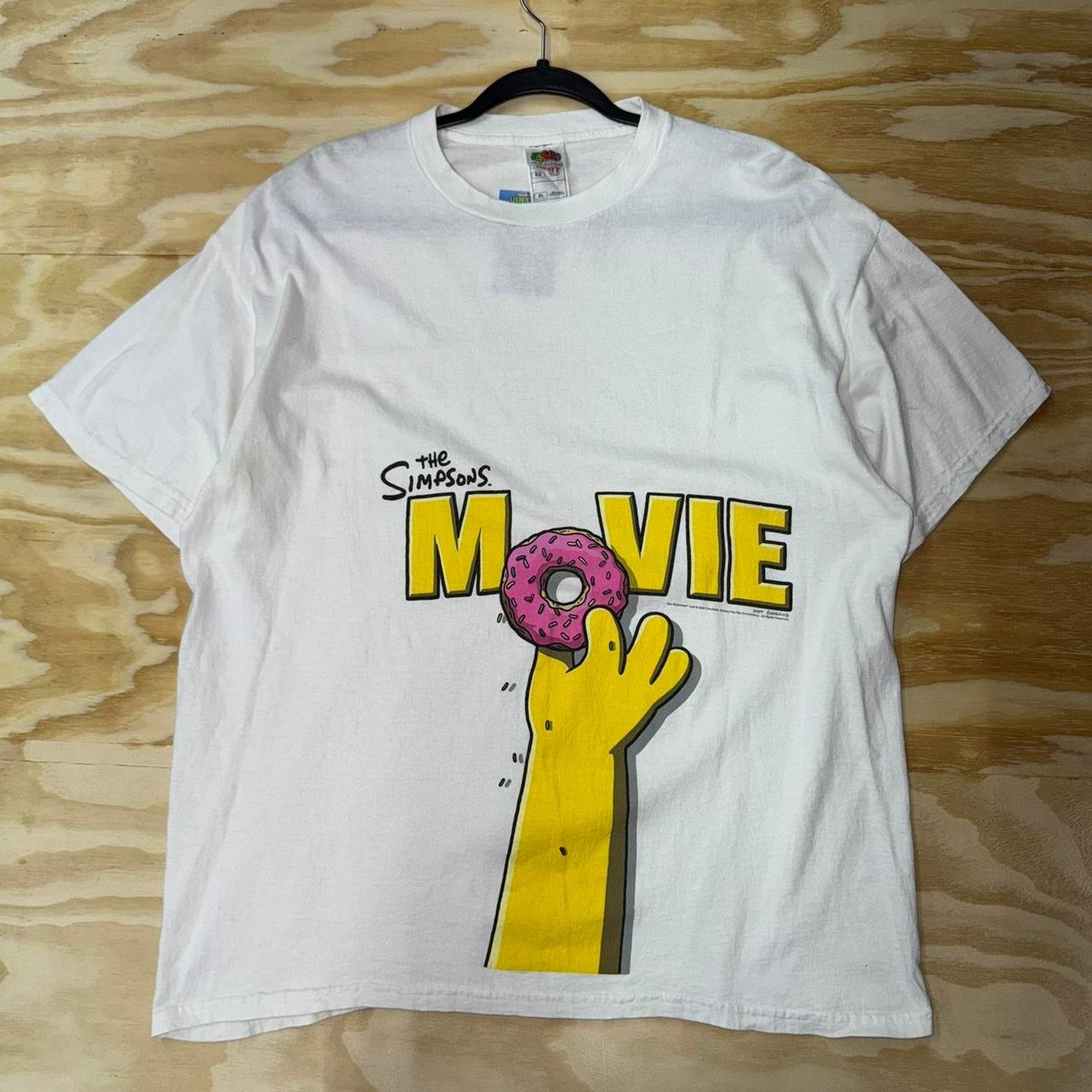 Fruit Of The Loom Vintage y2k simpsons movie film promo donut 2000s t-shirt Size US XL / EU 56 / 4 - 1 Thumbnail