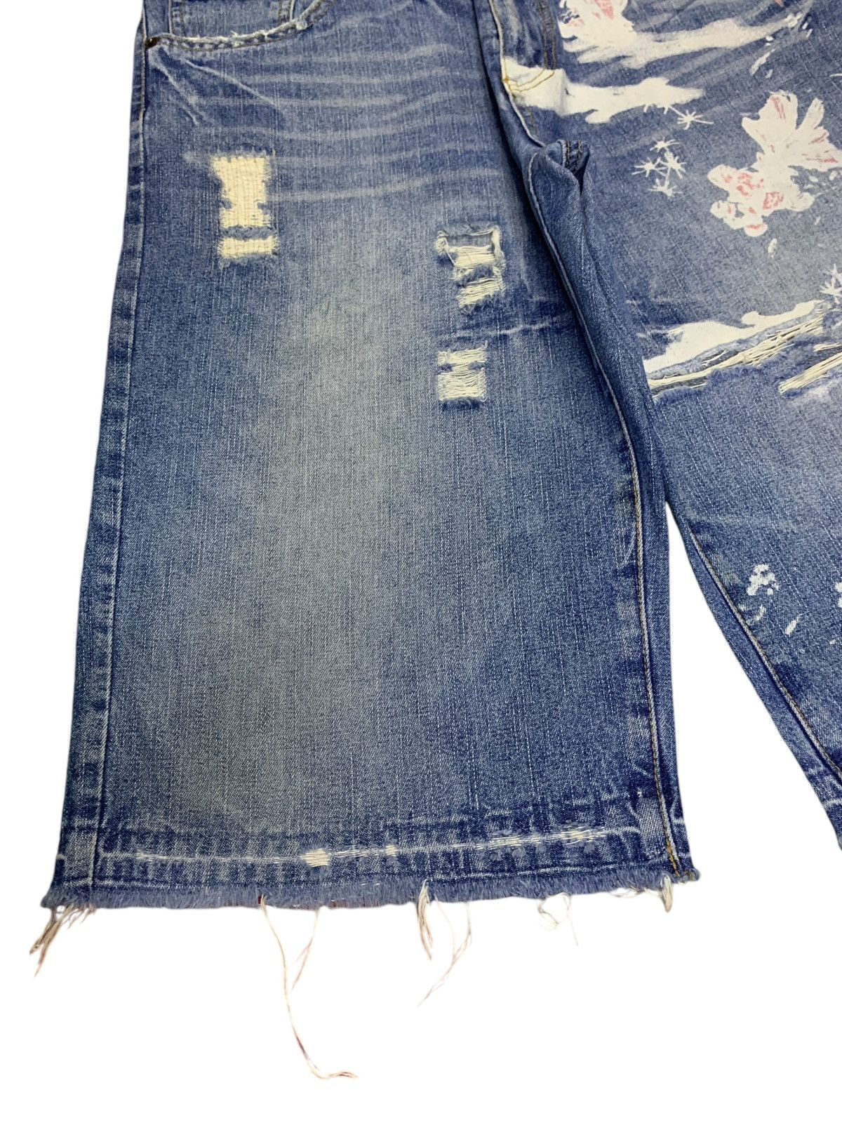 Japanese Brand Vintage Japanese Brand Sugoi Koi Fish Baggy Jean Shorts Size US 35 - 8 Thumbnail