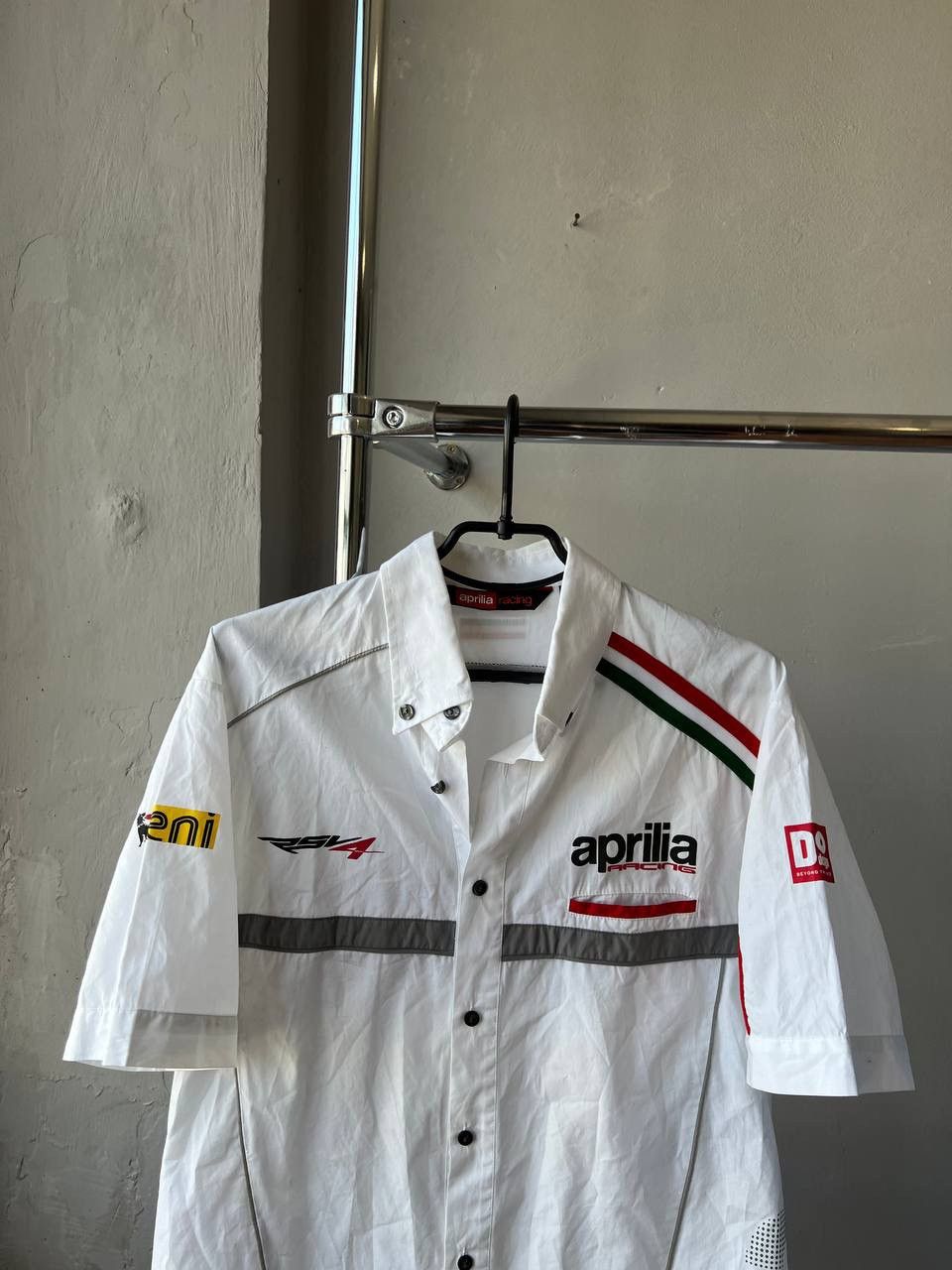 ICON Motorsports APRILIA ITALY RACING TEAM RSV4 OFFICIAL MERCHANDISE SHIRT M Size US M / EU 48-50 / 2 - 3 Thumbnail