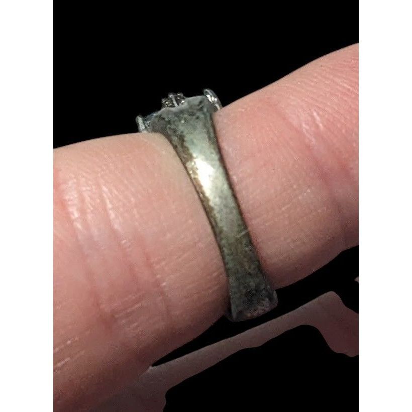 Other Blue And Clear Gemmed Double Row Silver Tone Ring Size 5 3/4 Size ONE SIZE - 7 Thumbnail