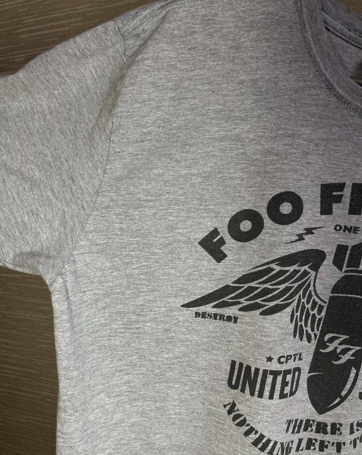 Gildan Foo Fighters Gildan Men’s T-Shirt Size US XL / EU 56 / 4 - 5 Thumbnail