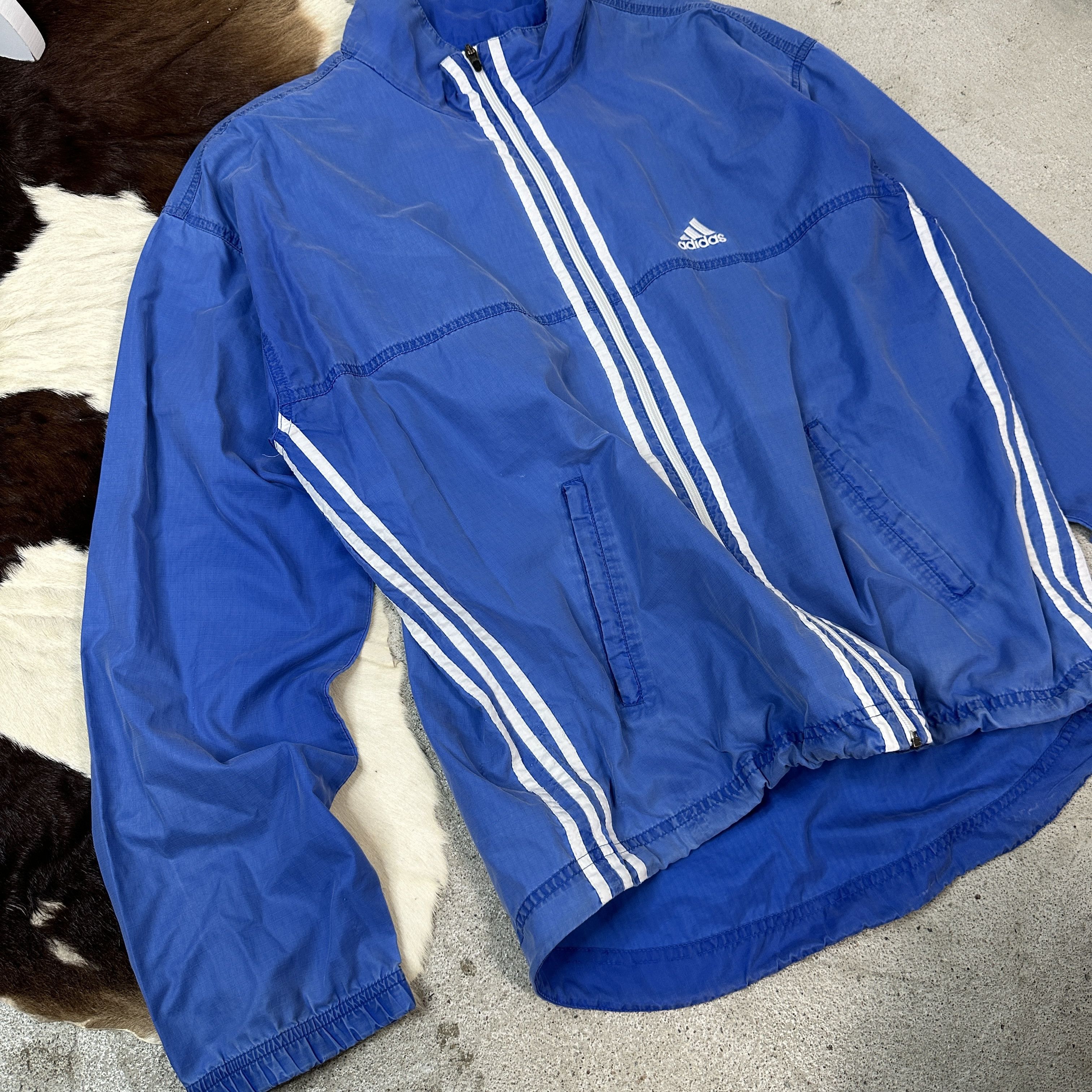 Adidas × Vintage Vintage Adidas Windbreaker Jacket Size US L / EU 52-54 / 3 - 2 Thumbnail