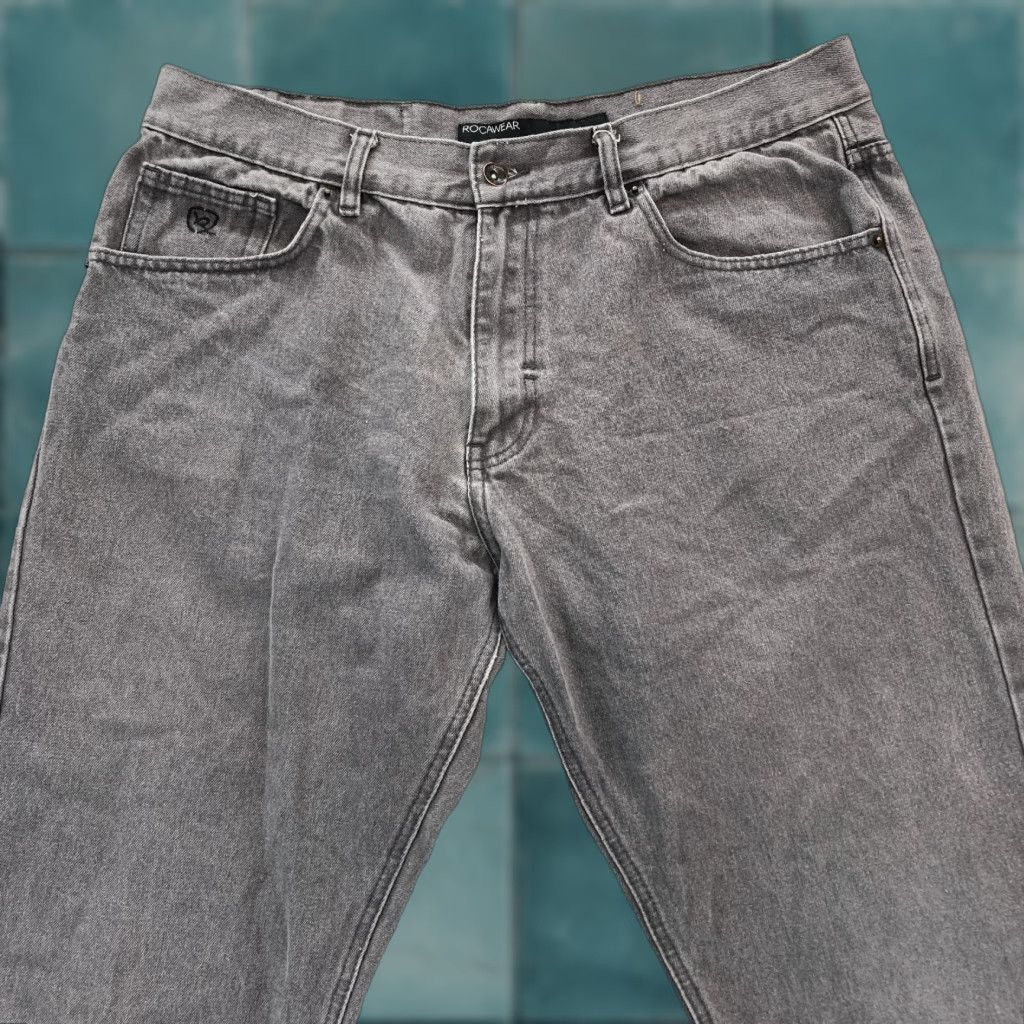 Rocawear Rocawear Jeans Mens 38x30 Classic Fit Gray Straight Leg Hip Hop Y2K Mid Rise Jeans Size US 38 / EU 54 - 1 Thumbnail