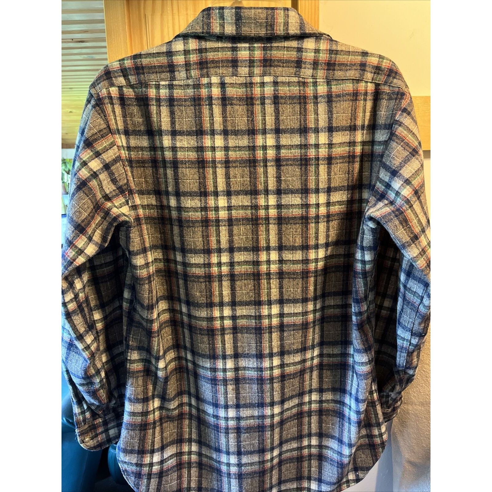 Pendleton Pendleton Mens Medium Gray Plaid Wool Flannel Slim Fit Shirt Size US M / EU 48-50 / 2 - 8 Thumbnail