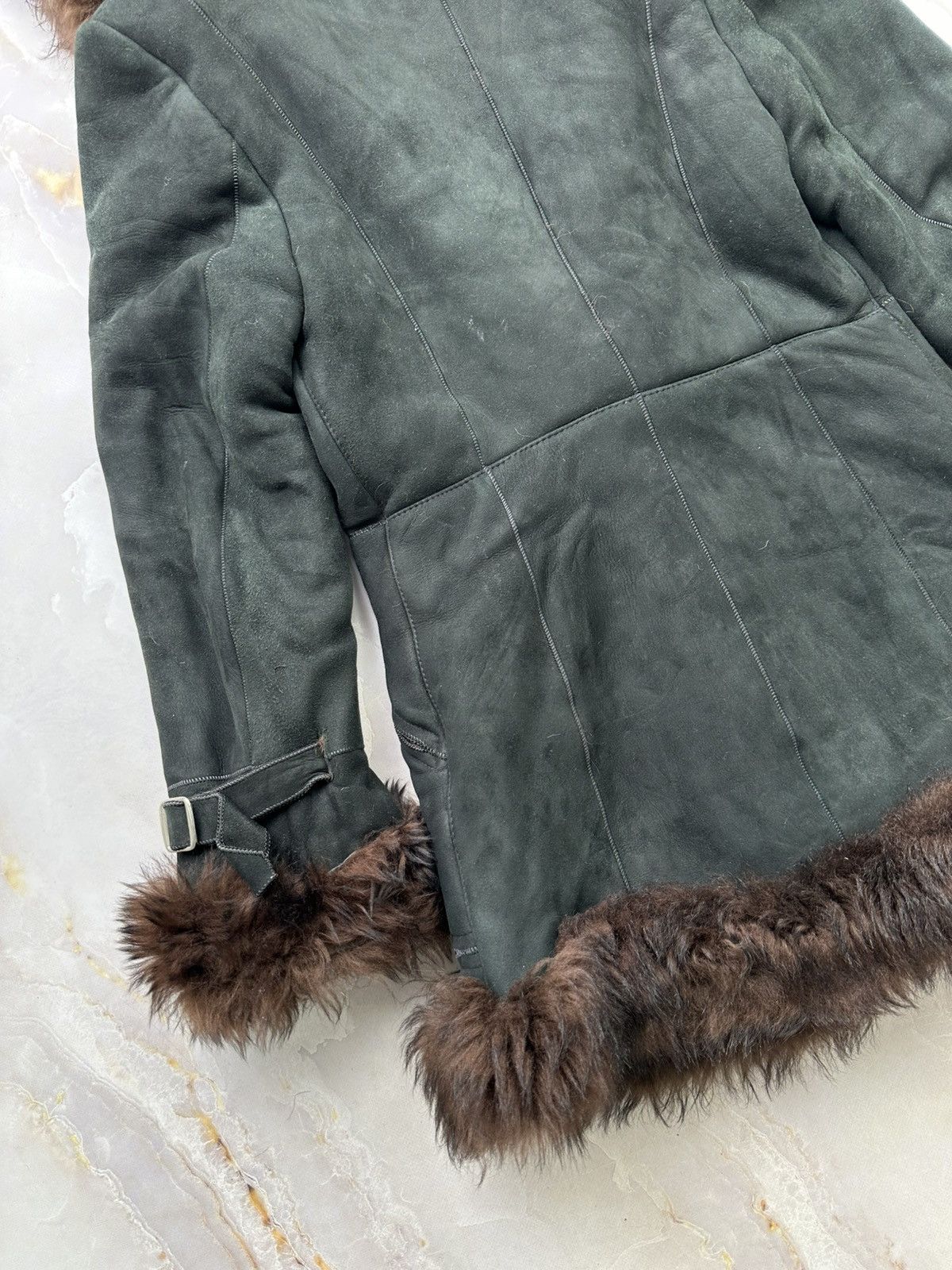 Japanese Brand Vintage Sheepskin Coat (E1) Size M / US 6-8 / IT 42-44 - 11 Thumbnail