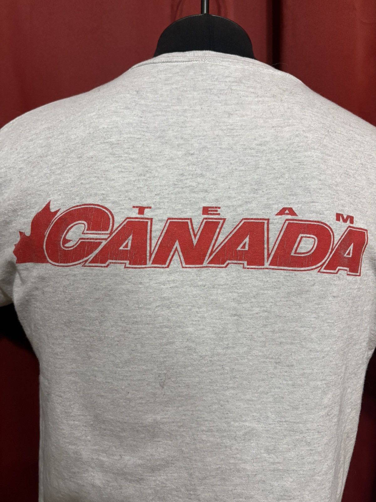 Asics Vintage Asics Team Canada Tshirt 90’s Football Grail Size US M / EU 48-50 / 2 - 3 Thumbnail