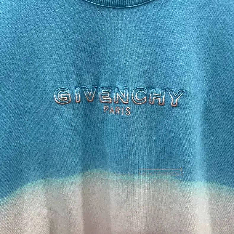 Givenchy Givenchy Blue, White, and Pink Embroidered Letter Hoodie Size US L / EU 52-54 / 3 - 2 Thumbnail