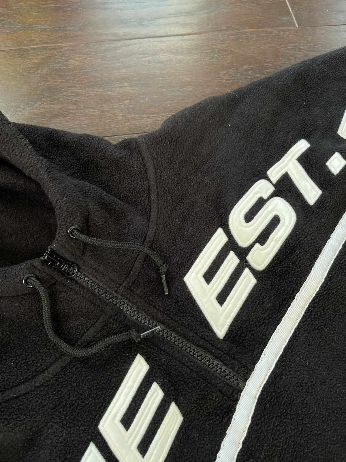 Japanese Brand Supreme spell out 1/4 fleece Size US S / EU 44-46 / 1 - 6 Thumbnail