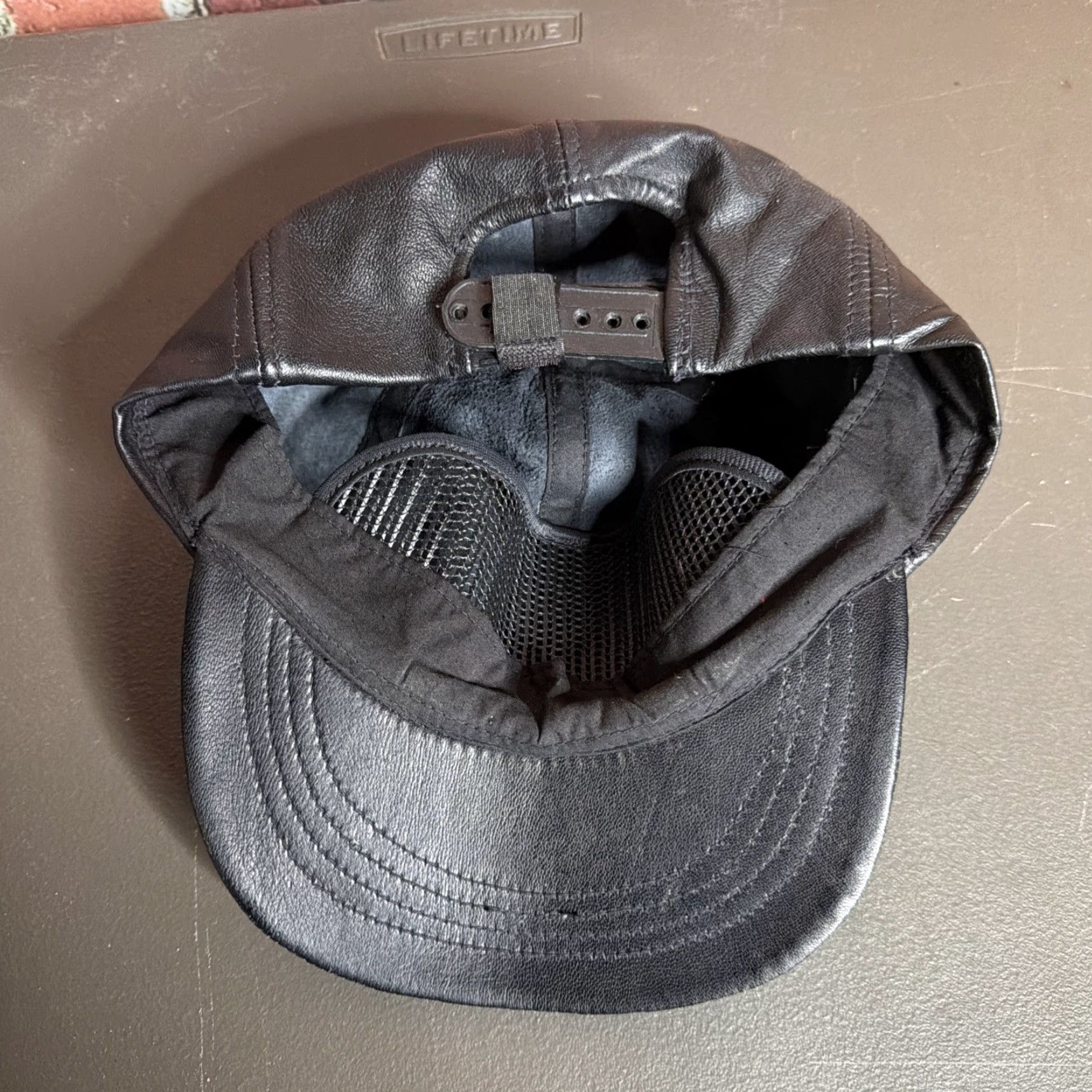 Vintage VINTAGE Bagazio Leather Hat Black Unisex Ballcap Baseball Cap Casual Retro Wide Brim Lined Lightweight One Size Adult Unisex Men Women Men Women Size ONE SIZE - 2 Thumbnail