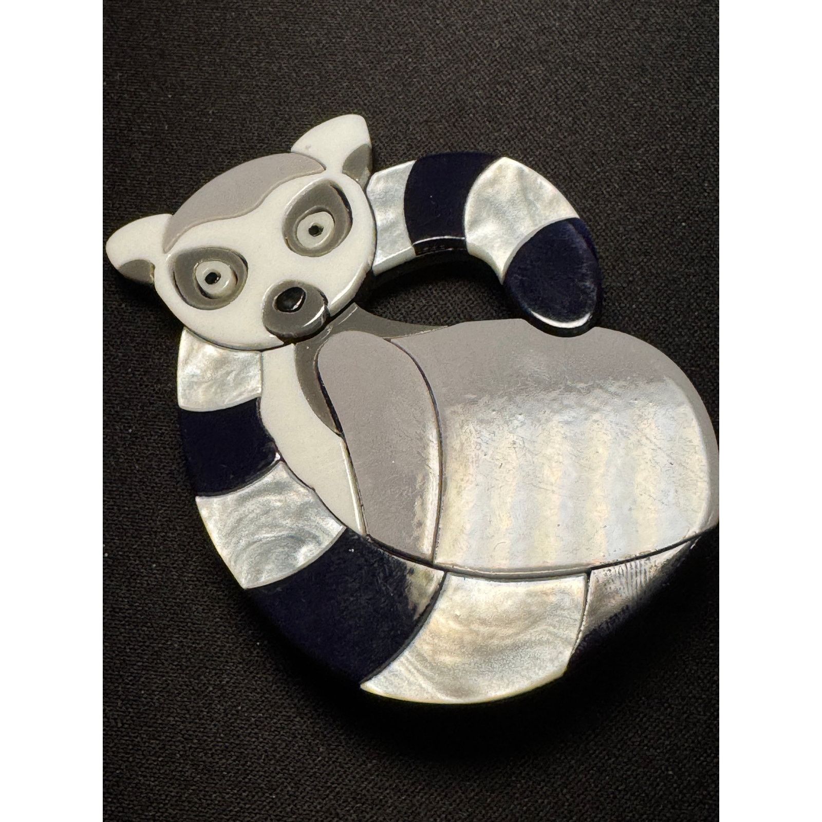 Other Large 3D Printed Ring Tailed Lemur Brooch Size ONE SIZE - 1 Thumbnail