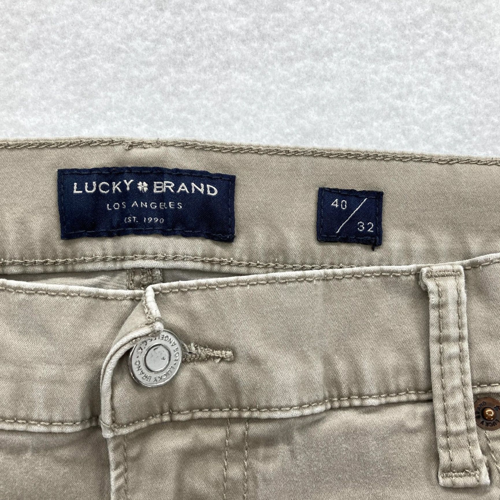 Lucky Brand Lucky Brand 121 Slim Straight Pants Mens 40x32 Beige Khaki Chino Casual Stretch Cotton Spandex Flat Front Pockets Zip Fly Leather Back Patch Mens Size US 40 / EU 56 - 4 Thumbnail