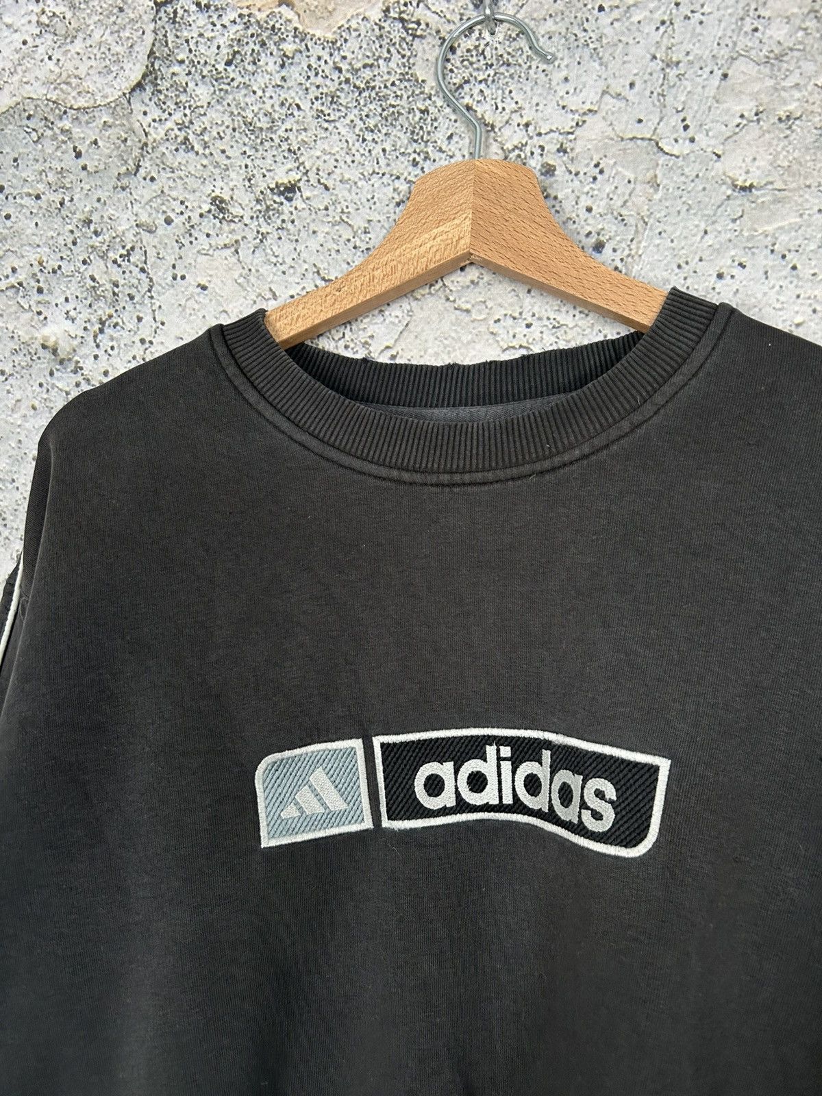 Adidas Vintage Adidas 90s Crewneck Streetwear Baggy Rap Skate Size US L / EU 52-54 / 3 - 3 Thumbnail