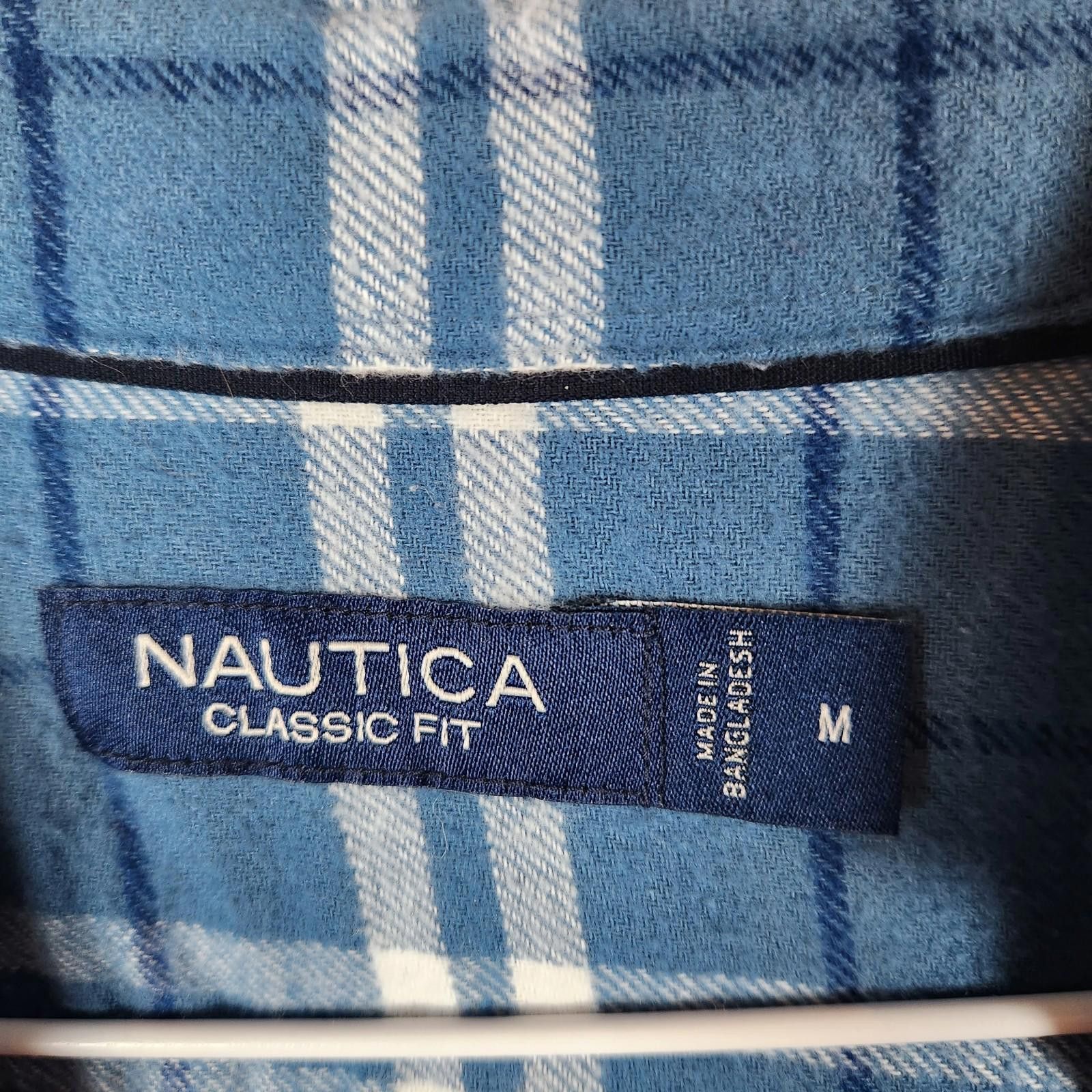 Nautica Nautica Classic Fit Blue Plaid Flannel Shirt Size Medium Size US M / EU 48-50 / 2 - 5 Thumbnail