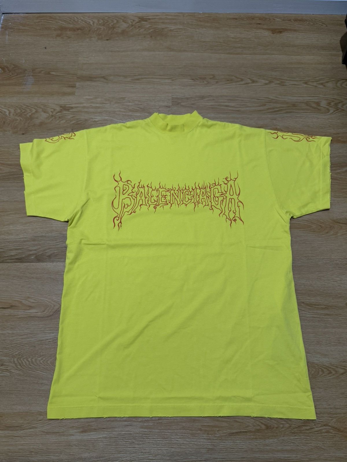 Balenciaga Balenciaga Darkwave yellow shirt Size US M / EU 48-50 / 2 - 1 Thumbnail