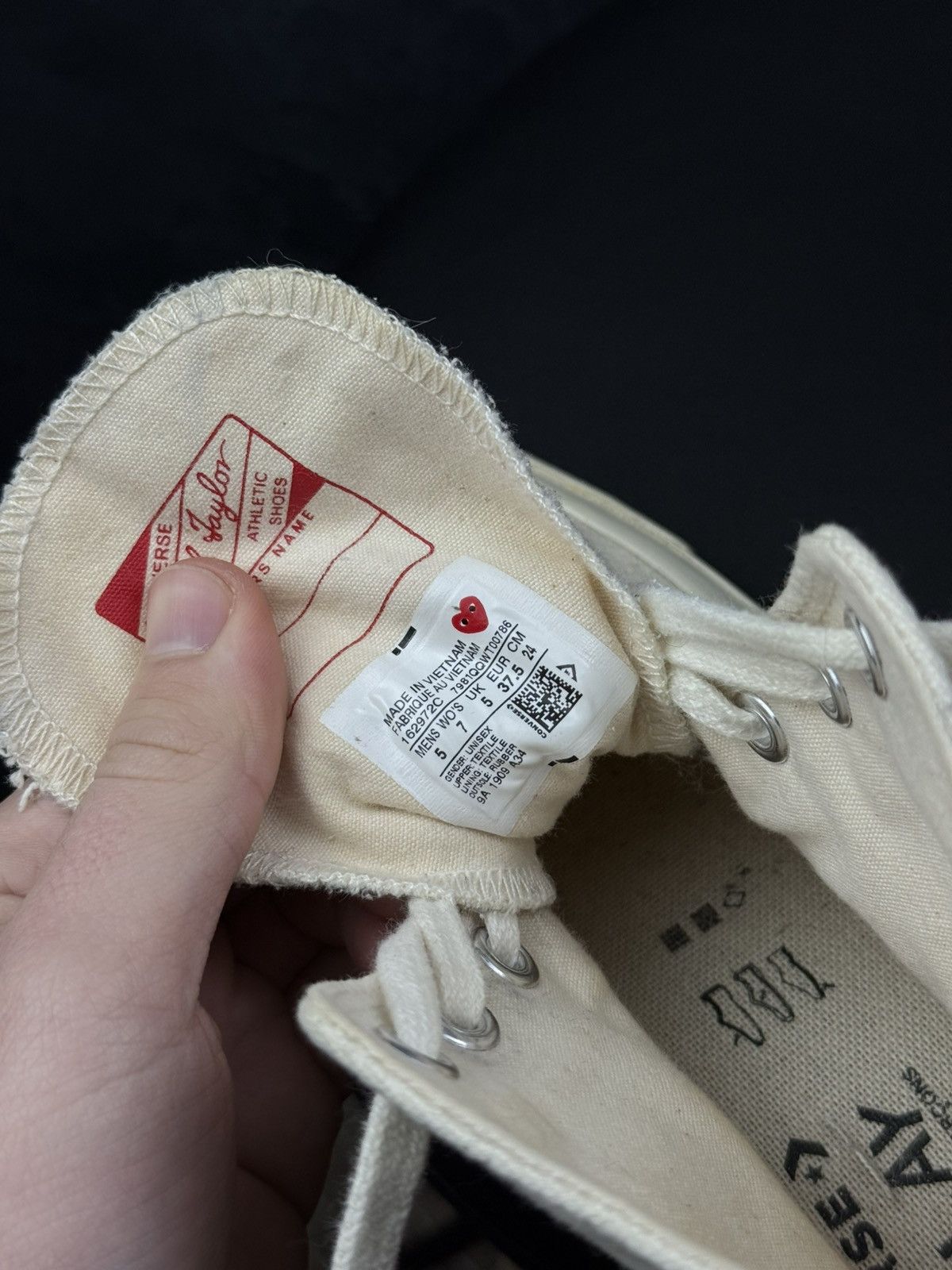 Comme des Garcons CDG PLAY x Converse Chuck Taylor High Top Multi Heart Beige Size US 7.5 / IT 37.5 - 11 Thumbnail