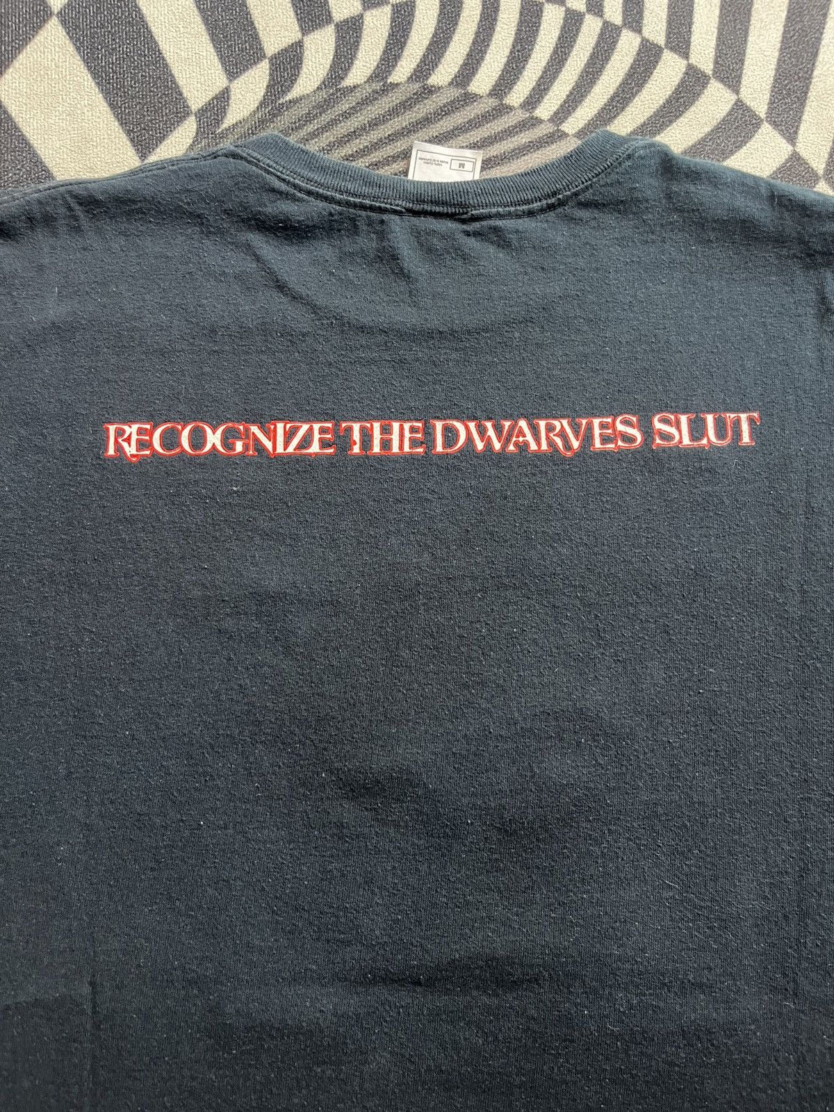 Band Tees Vintage DWARVES Recognize The Dwarves Slut 00’s Tshirt Size US M / EU 48-50 / 2 - 8 Thumbnail
