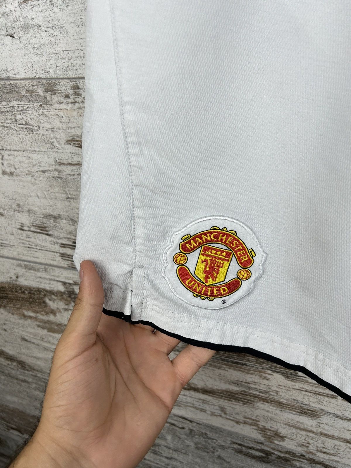 Adidas × Vintage Mens Vintage Adidas FC Manchester United shorts soccer rare Size US 34 / EU 50 - 2 Thumbnail