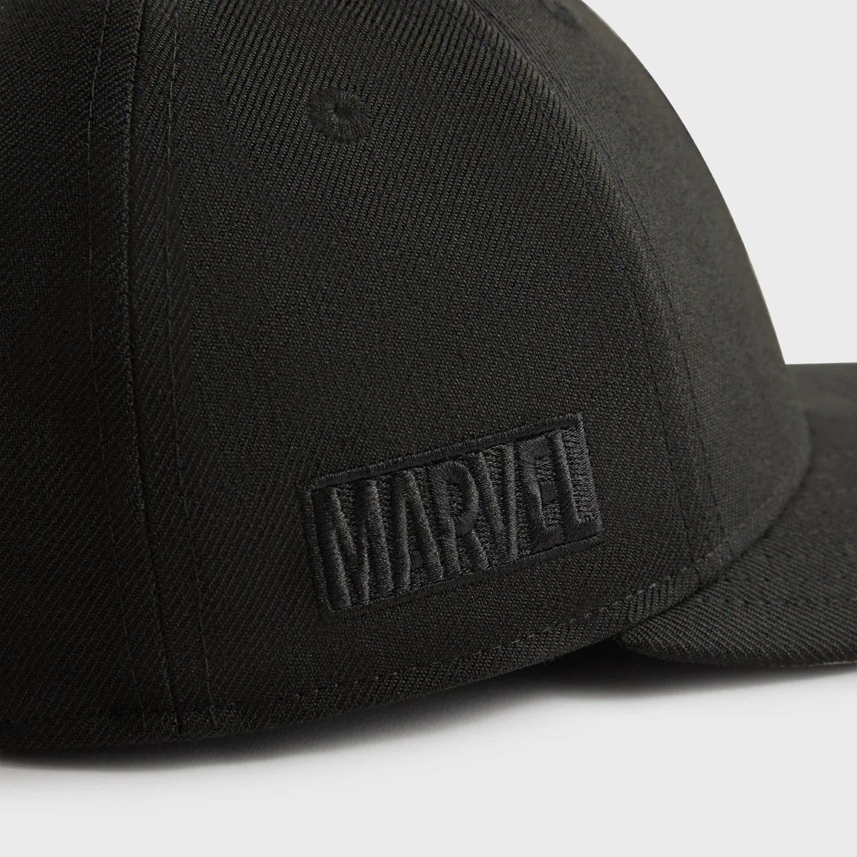 Kith × Marvel Comics [Size 8] Marvel Kith New Era Thor Fitted Hit Size ONE SIZE - 7 Thumbnail