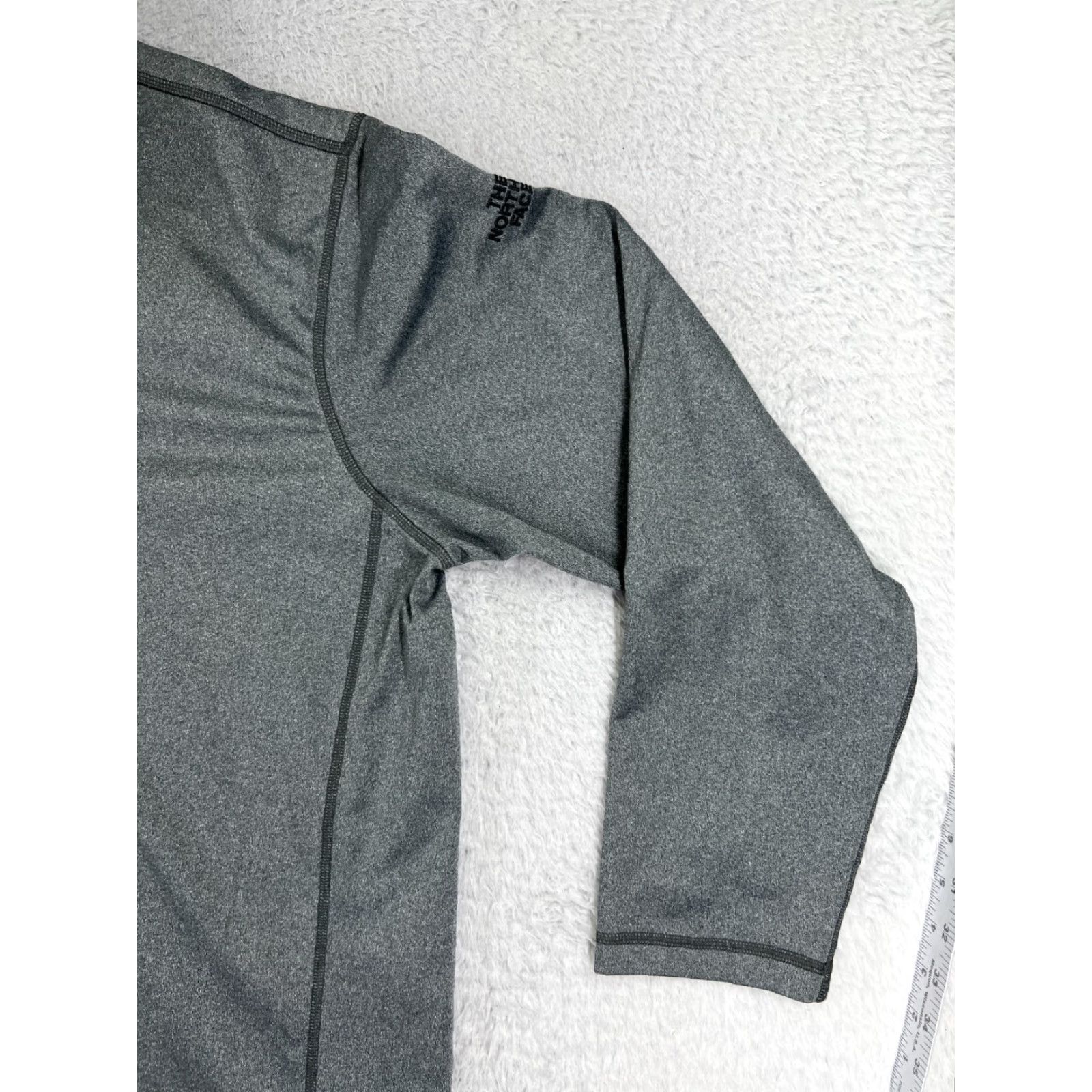 The North Face The North Face Sweater Mens 2XL Gray 1/4 Zip 100% Polyester Long Sleeve Mock Neck Pullover Size US XXL / EU 58 / 5 - 5 Thumbnail