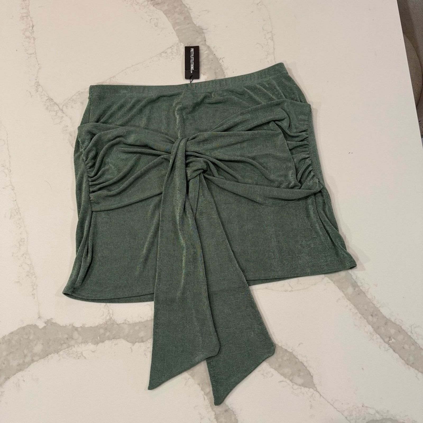 PrettyLittleThing Pretty Little Thing NWT Slinky Drape Mini Skirt Women’s 18 Size 40" / US 18 - 3 Thumbnail