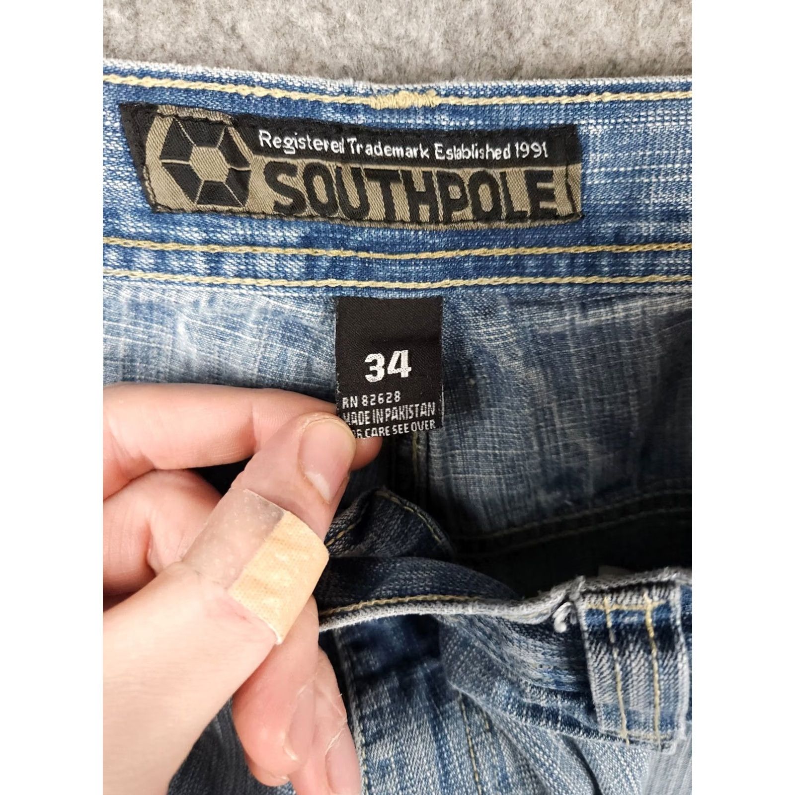 Southpole VINTAGE Southpole Jeans Mens 34 Regular 32 x 34 Blue Distressed Relaxed Straight 90s Grunge Hip Hop Mens Size US 32 / EU 48 - 5 Thumbnail