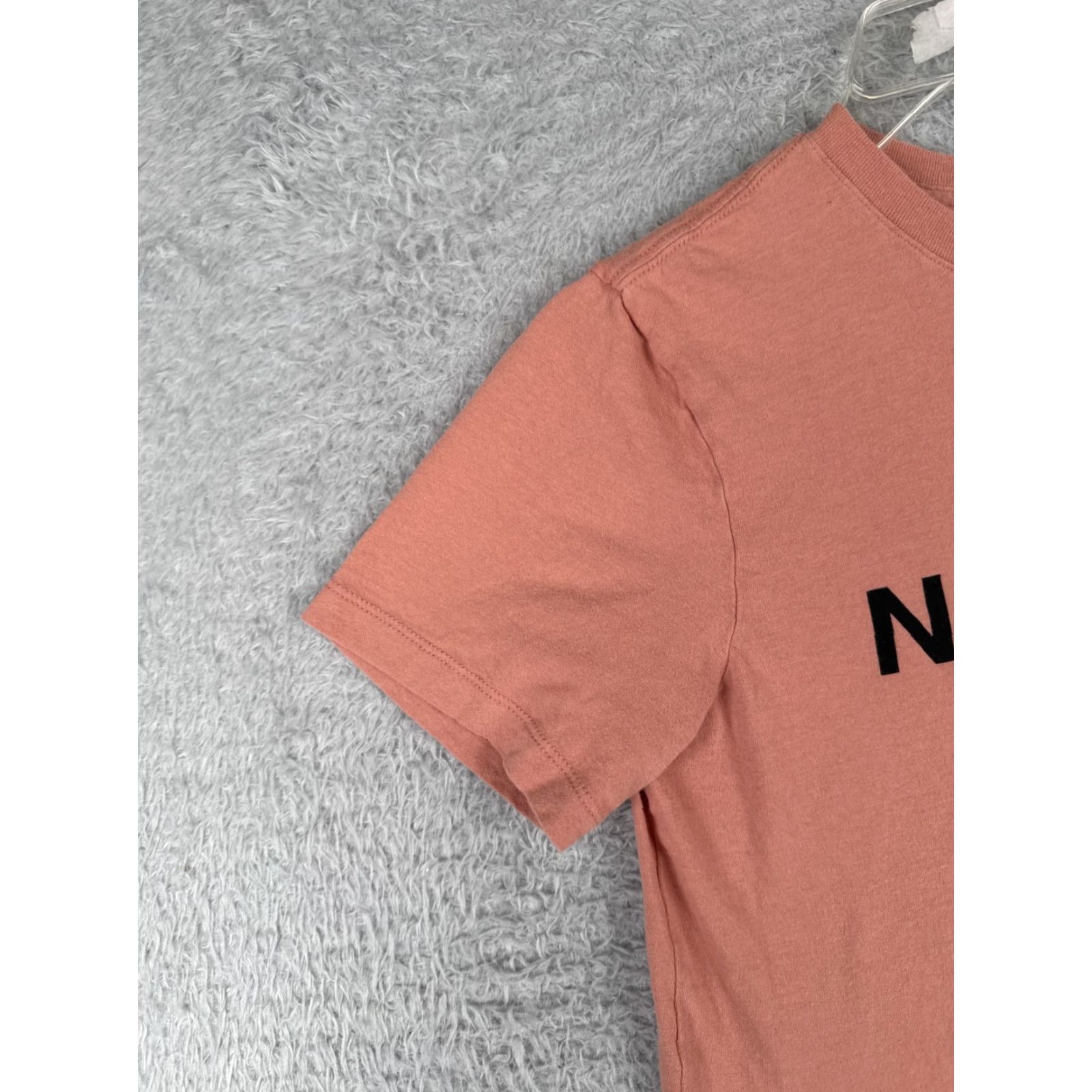 The North Face The North Face Shirt Womens S Pink Short Sleeve Crew Neck 100% Cotton Hike Shirt Womens S Pink Short Sleeve The North Face Size S / US 4 / IT 40 - 3 Thumbnail