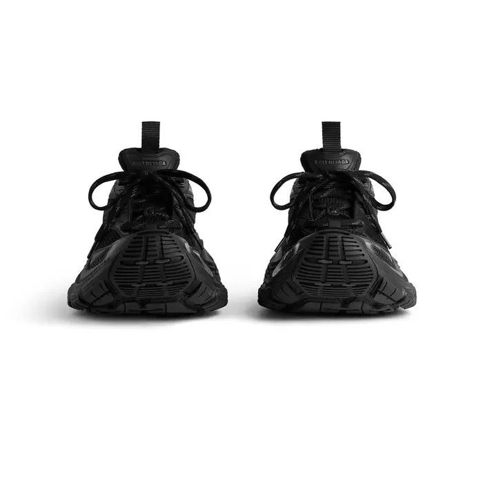 Balenciaga o1bcso1str0126 10XL Sneakers in Black Size US 12 / IT 42 - 3 Thumbnail