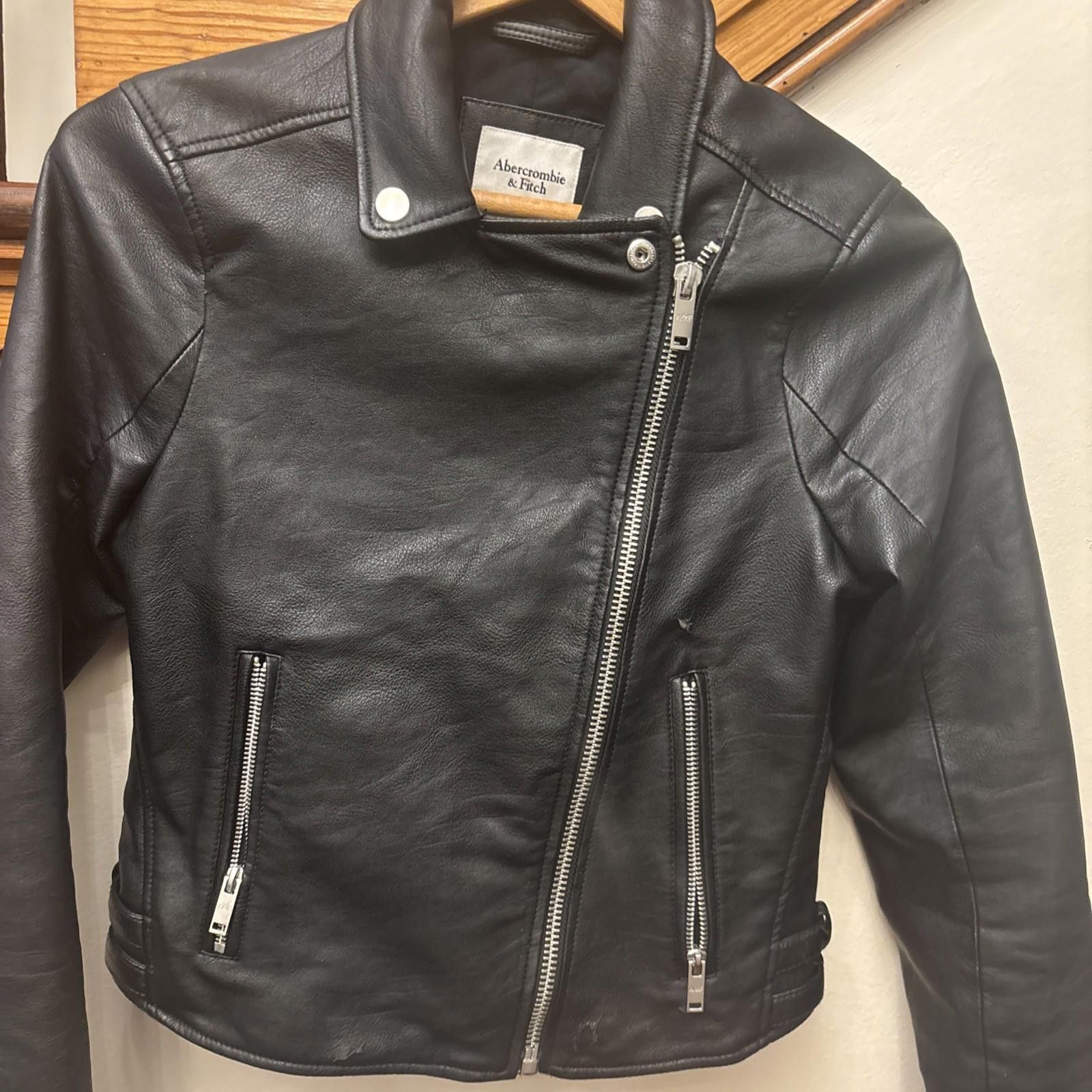 Abercrombie & Fitch Abercrombie & Fitch Womens Size S Black Vegan Leather Jacket Size S / US 4 / IT 40 - 6 Thumbnail