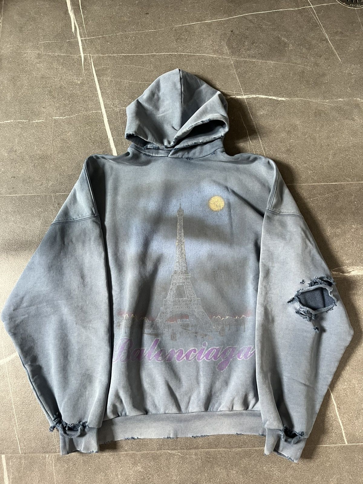 BALENCIAGA Eiffel Tower Paris Nightパーカー InSearchOf… Balenciaga Balenciaga Eiffel Tower At Night