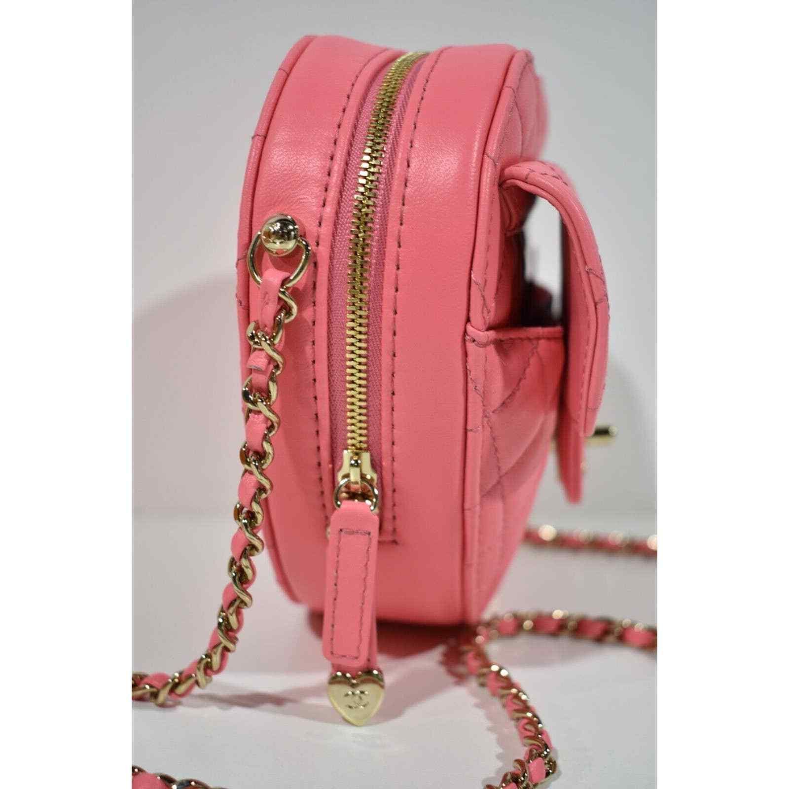 Chanel Chanel Large Heart Quilted Flap Chain Shoulder Crossbody Bag Size ONE SIZE - 7 Thumbnail