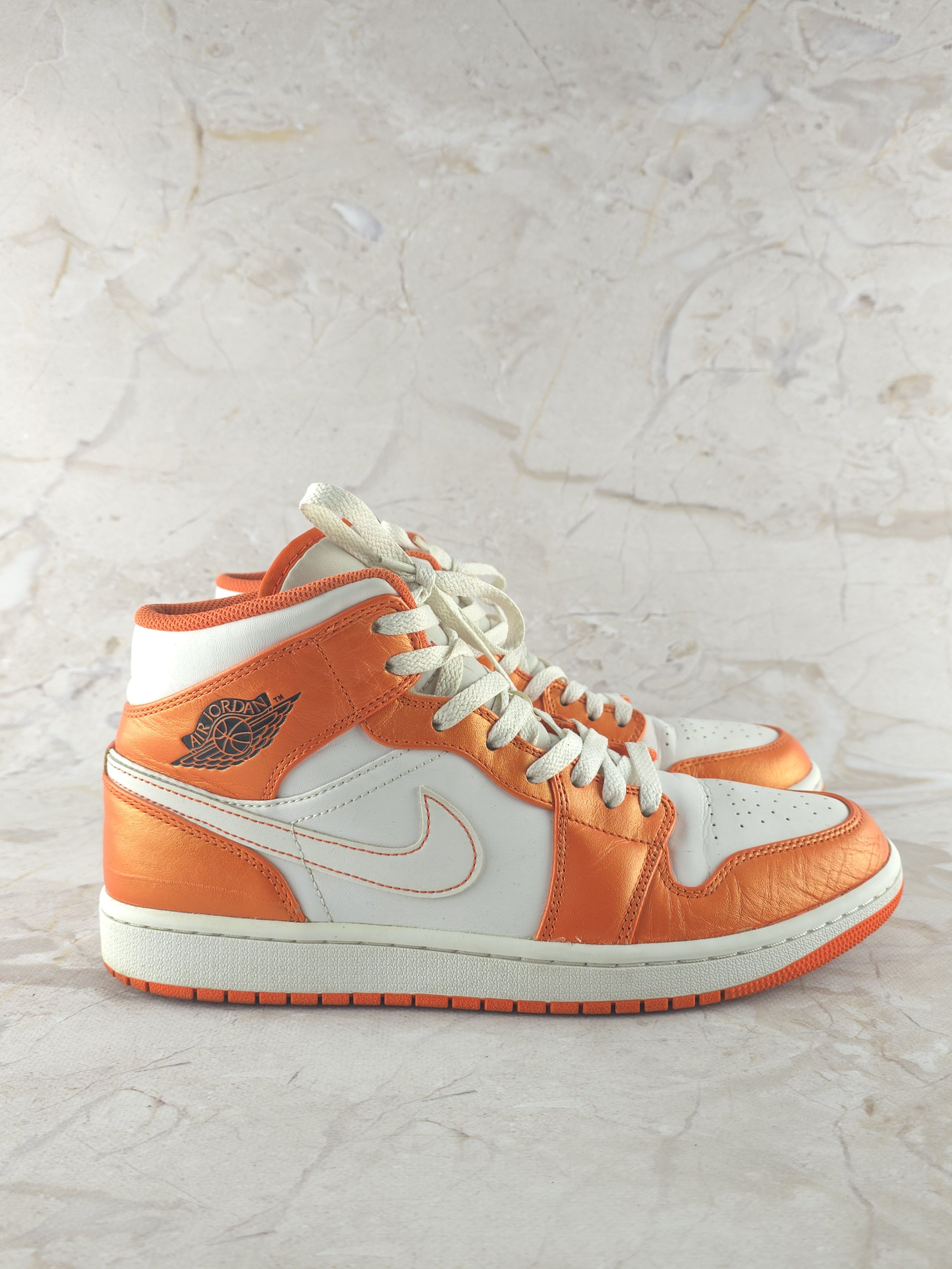 Jordan Brand Nike Jordan 1 Mid Metallic Orange Size US 11 / EU 44 - 3 Thumbnail