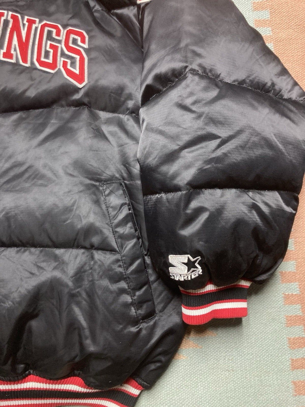 Vintage starter puffer jacket down filled Detroit red wings XL/XXL Size US XXL / EU 58 / 5 - 2 Thumbnail
