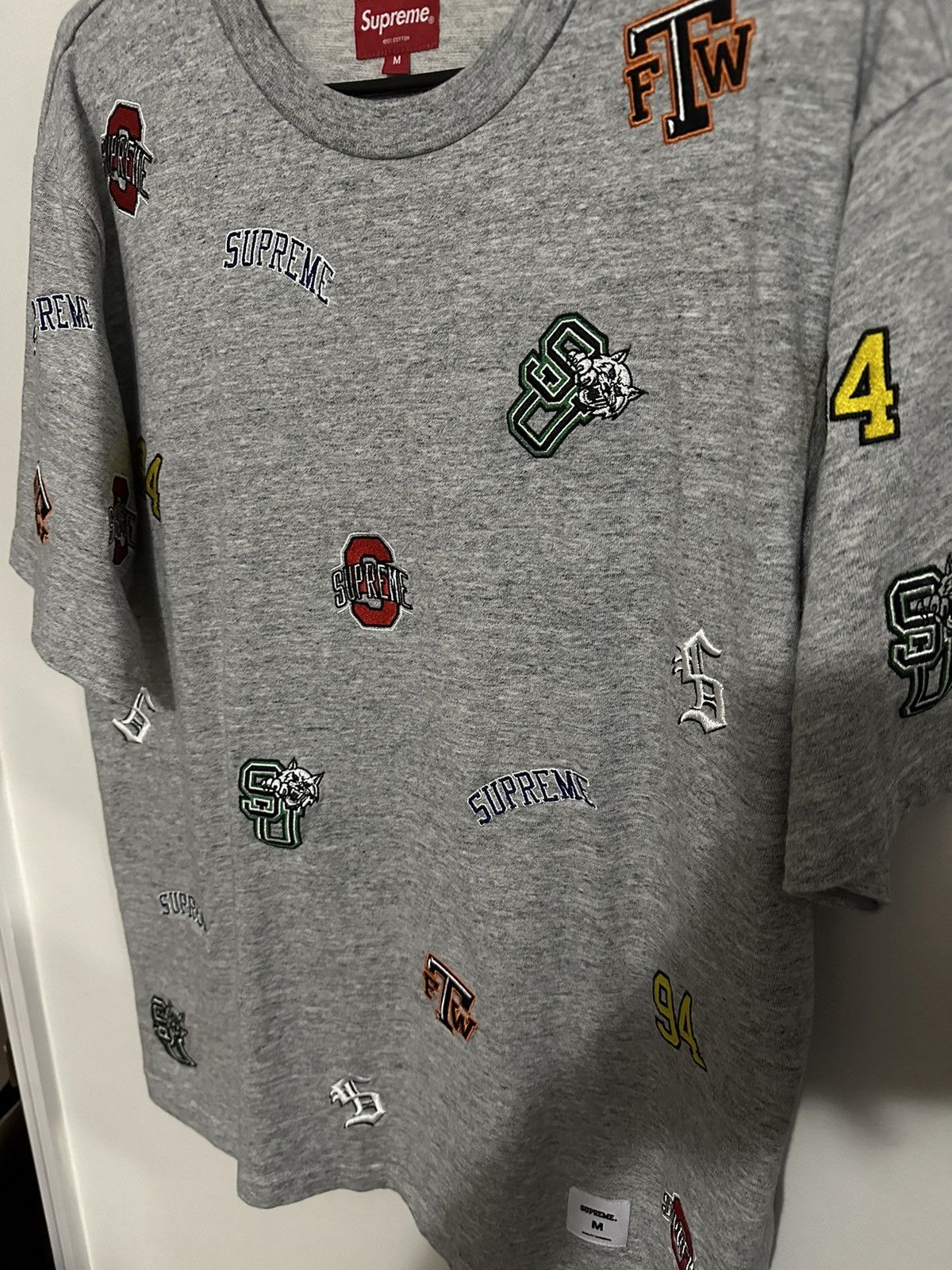 Supreme Supreme University S/S Top Tee Size US M / EU 48-50 / 2 - 4 Thumbnail