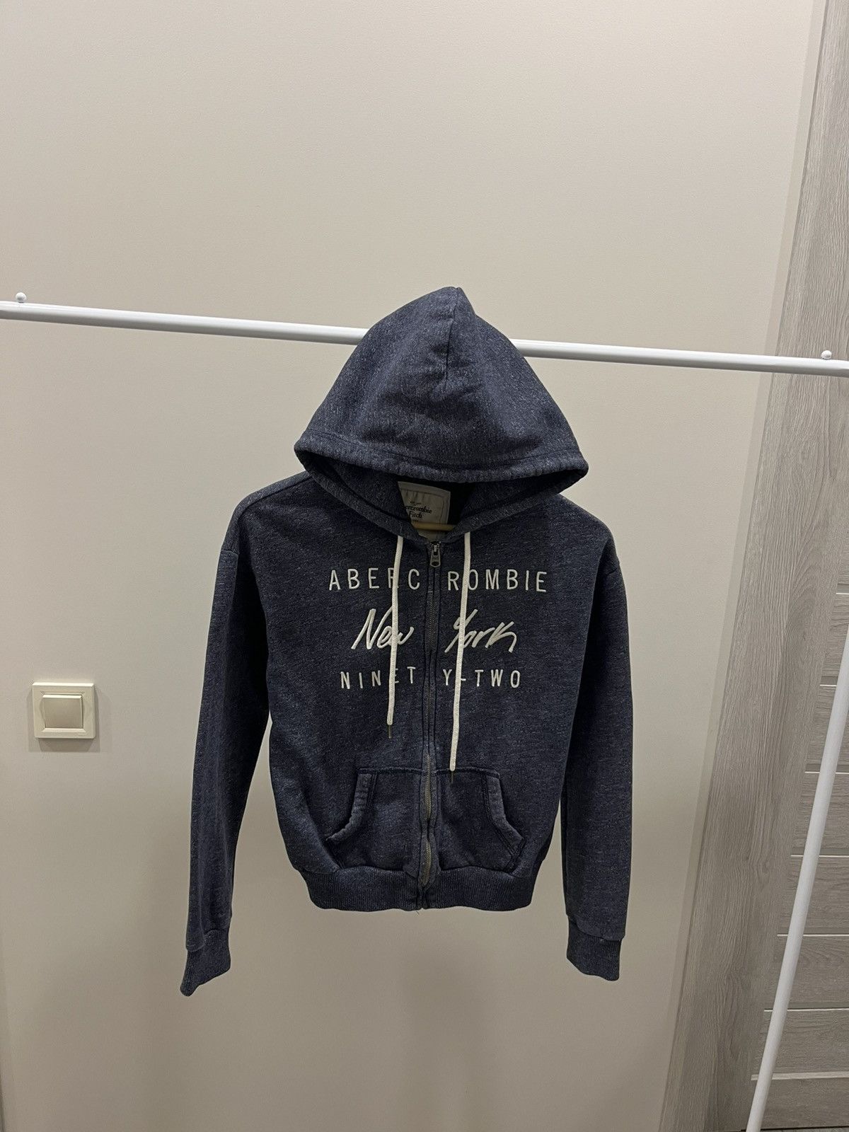 Abercrombie & Fitch Vtg Y2K Abercrombie & Fitch Fur Hoodie Jacket ifsixwasnine Size XS / US 0-2 / IT 36-38 - 2 Thumbnail