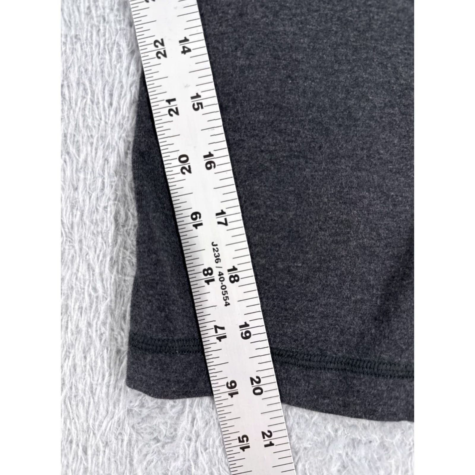 Lululemon Lululemon Pants Womens 8 Gray Wunder Under Low Rise Crop 20" Yoga Gym Cropped Leggings Pockets 8 Gray Activewear Womens Size 30" / US 8 / IT 44 - 6 Thumbnail