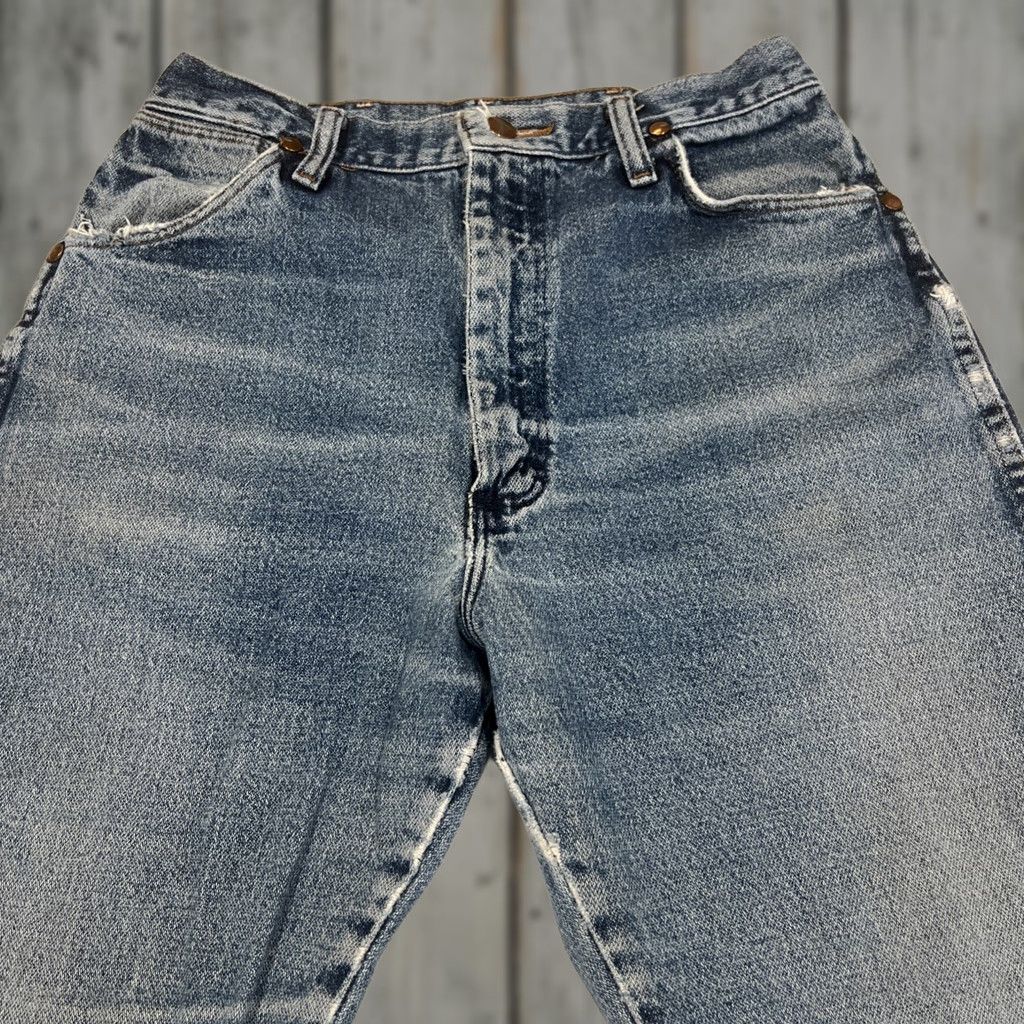 Wrangler VINTAGE Wrangler Jeans Women’s 11x36 (28x34) Thrashed Holes Straight Made USA Jeans Womens 1990s Blue Cotton Grunge Casual Boys Girls Mens Size 32" / US 10 / IT 46 - 1 Thumbnail