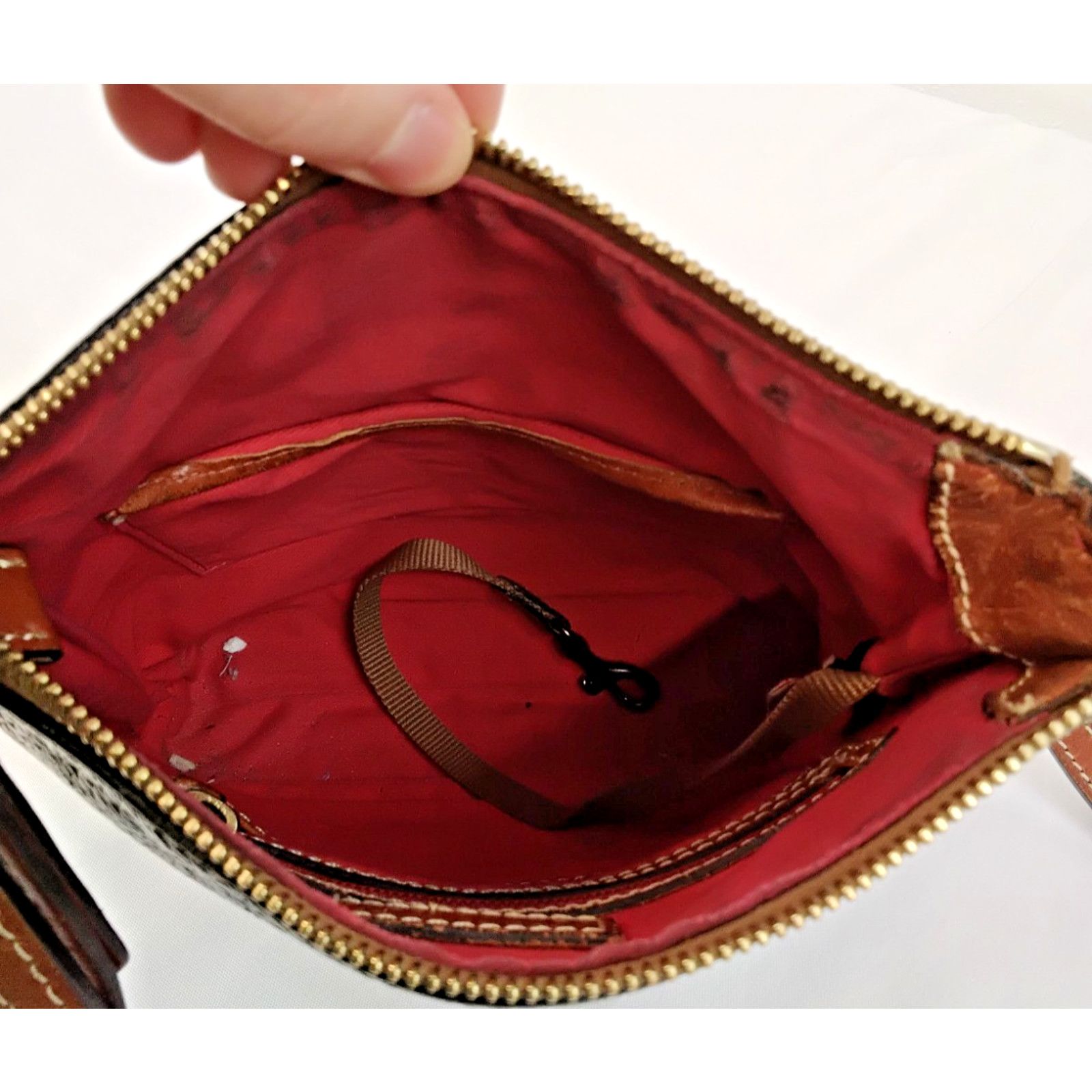 Dooney & Bourke Dooney & Bourke Crossbody Purse Black Leather Brown Trim Size ONE SIZE - 11 Thumbnail