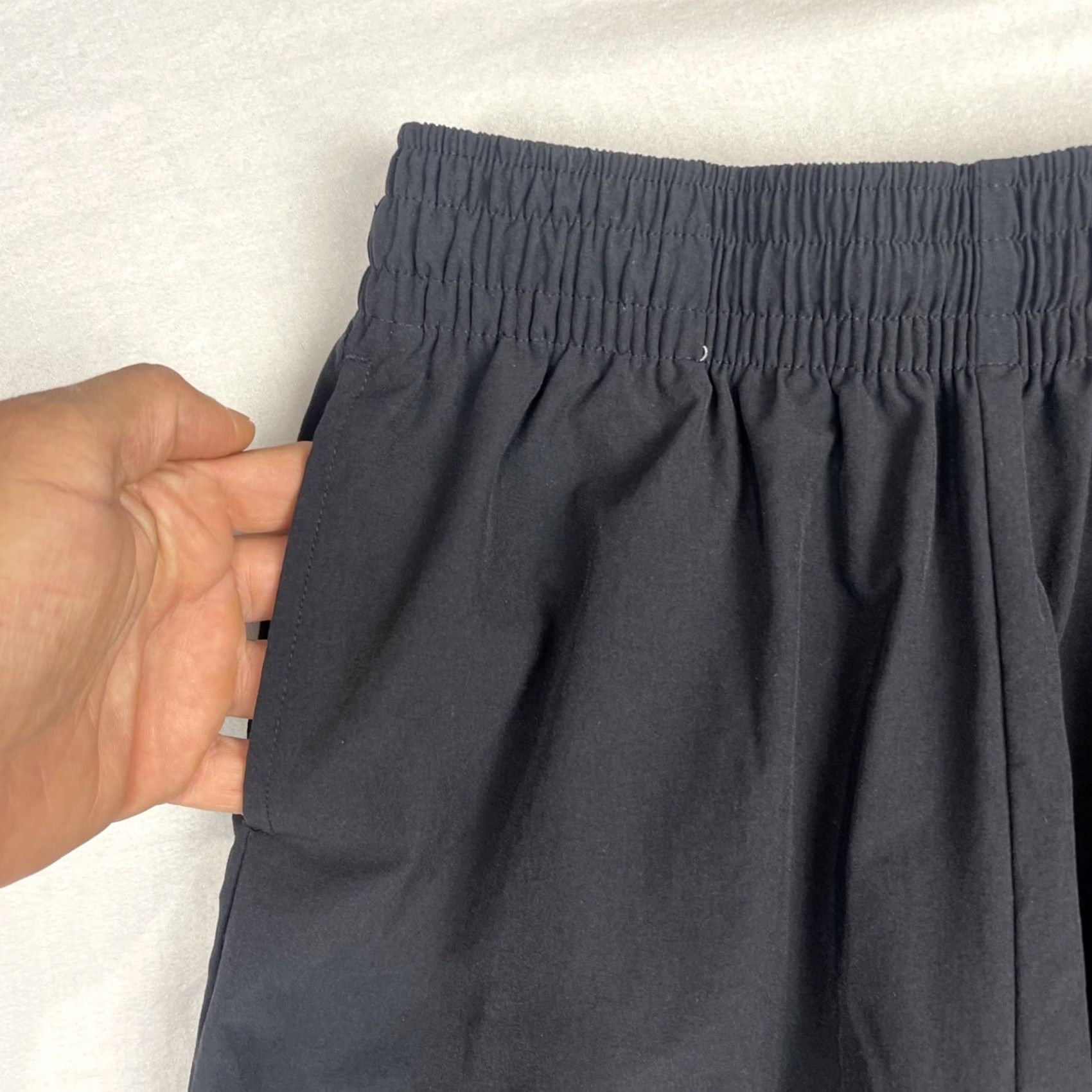 Nike Nike Joggers Womens Small Sportswear Baggy Swoosh Woven Pants Black FN7700 010 Size 26" / US 2 / IT 38 - 6 Thumbnail