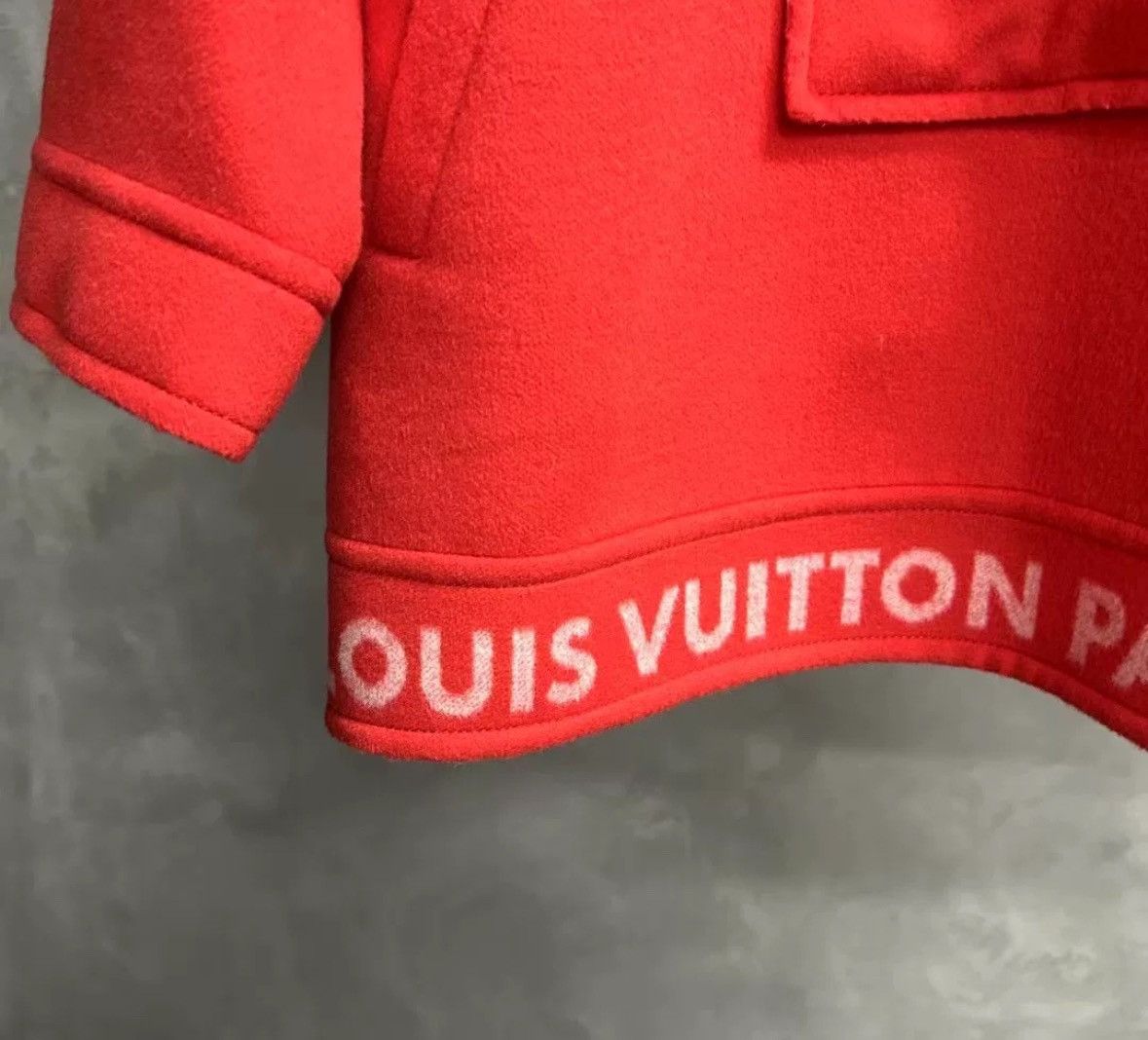 Louis Vuitton Louis Vuitton's latest red wool lined coat jacket jacket Size US S / EU 44-46 / 1 - 3 Thumbnail