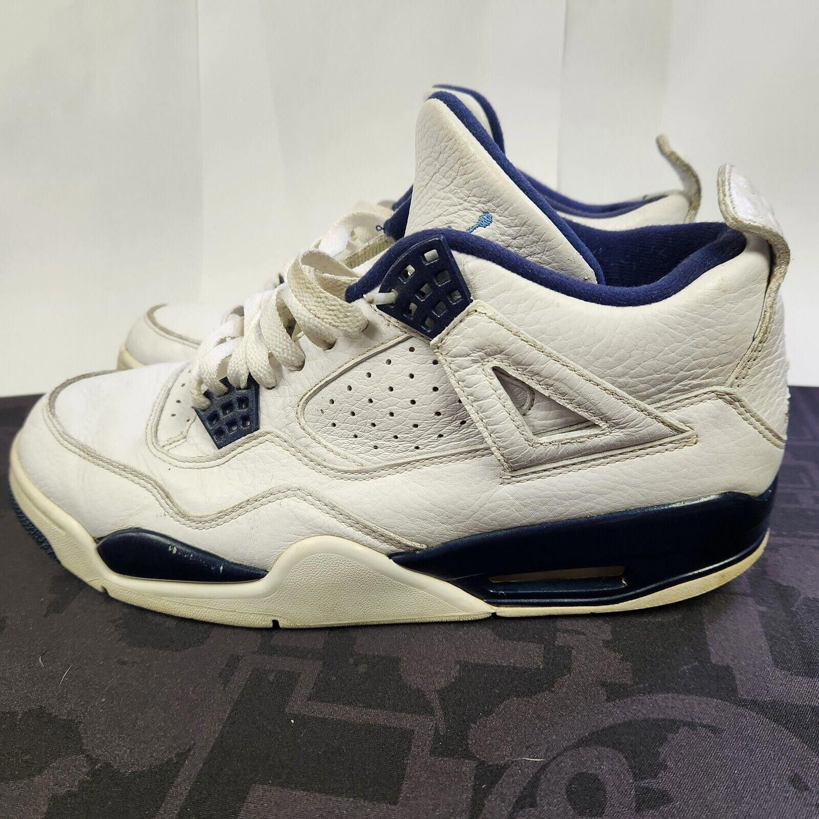 Jordan Brand Size 9.5 - Air Jordan 4 Retro LS Columbia Size US 9.5 / EU 42-43 - 1 Thumbnail