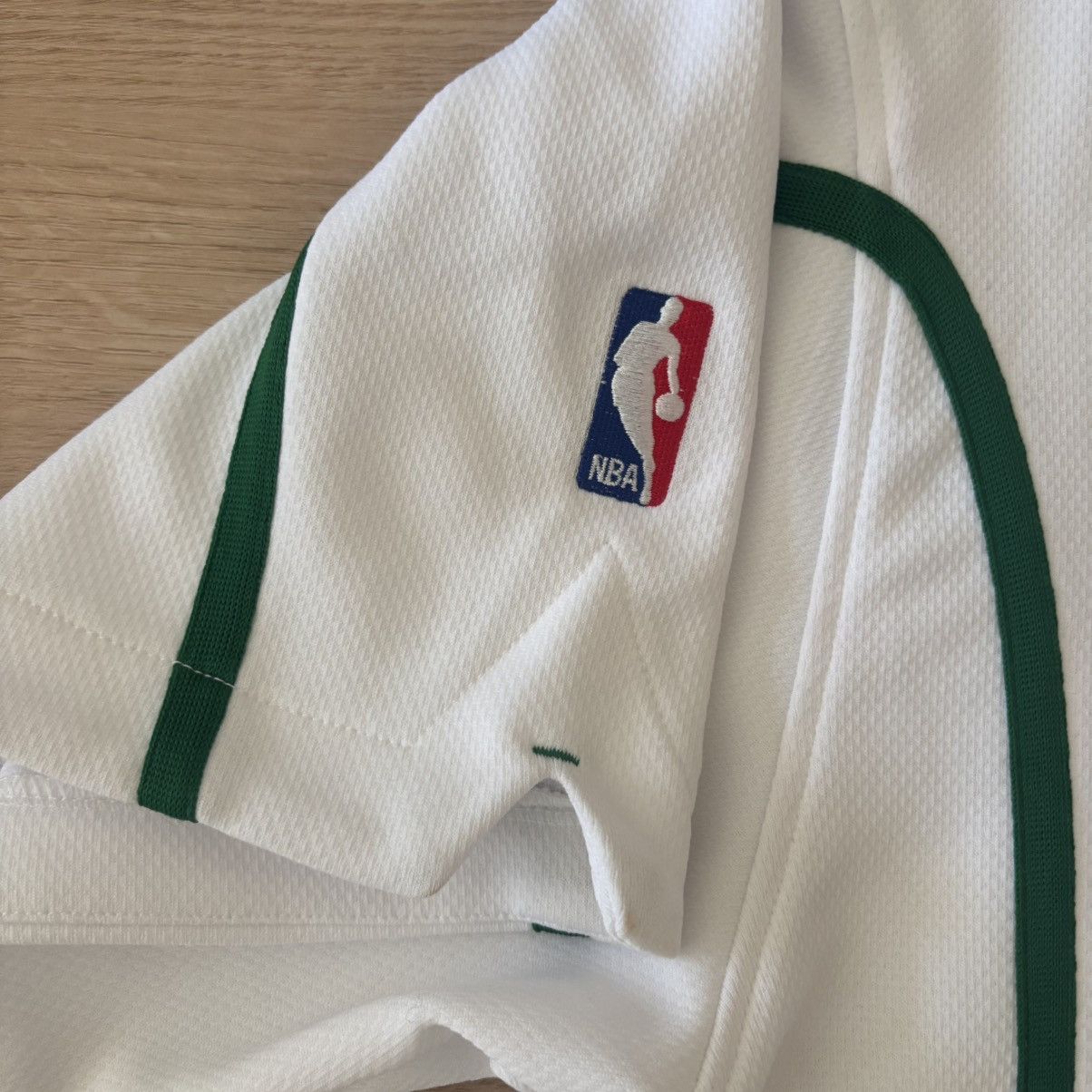 Nike 90s Nike Boston Celtics NBA Authentic Warm-Up Jersey Shirt Size US L / EU 52-54 / 3 - 3 Thumbnail