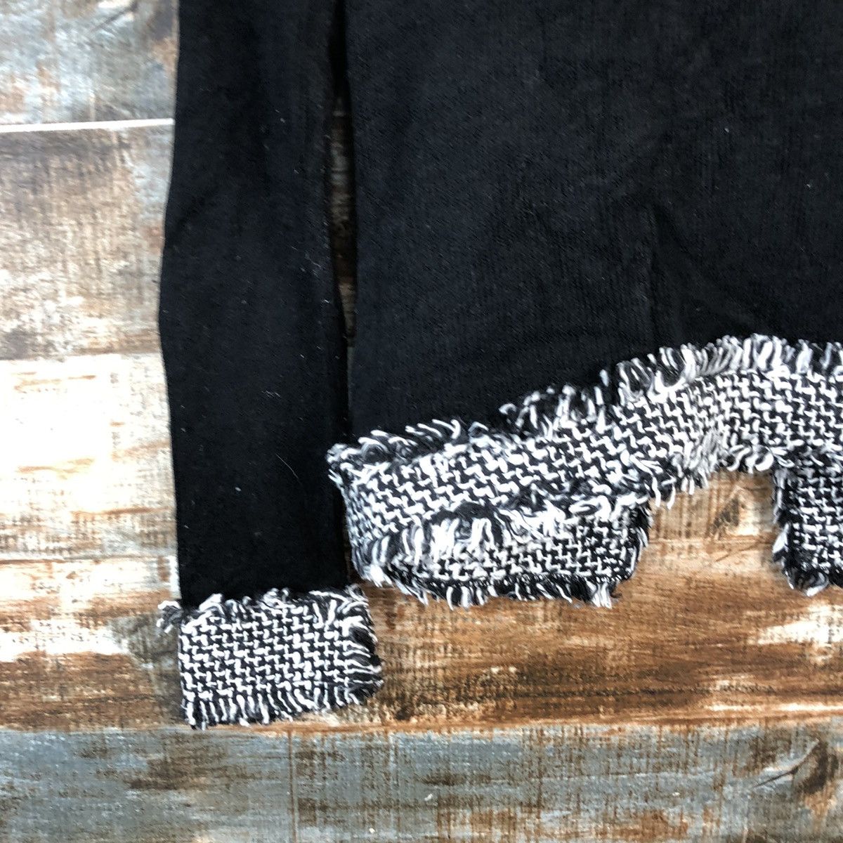 DL Coup De Poing Black Cardigan Knitwear #C578